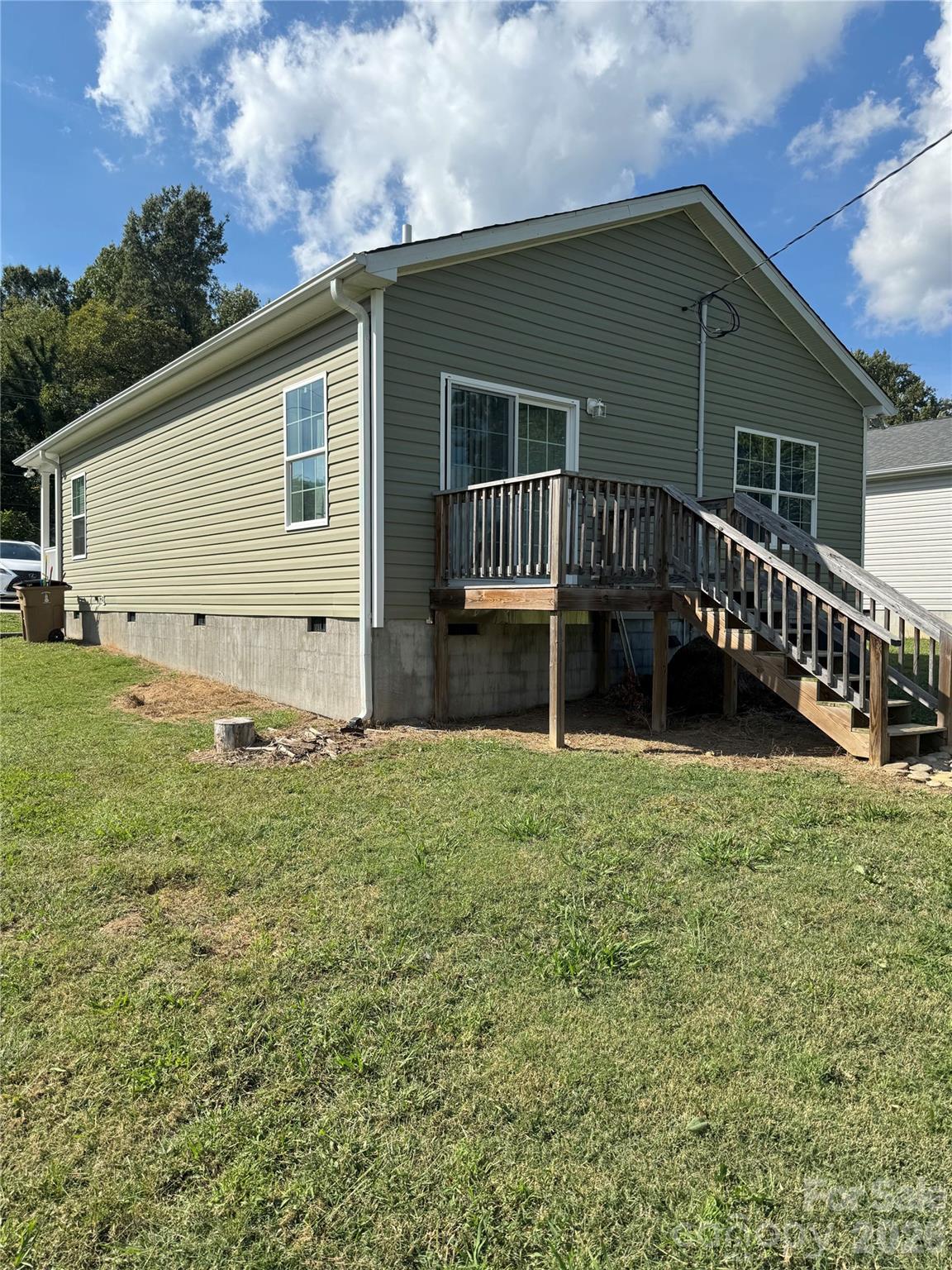 323 Martin Street