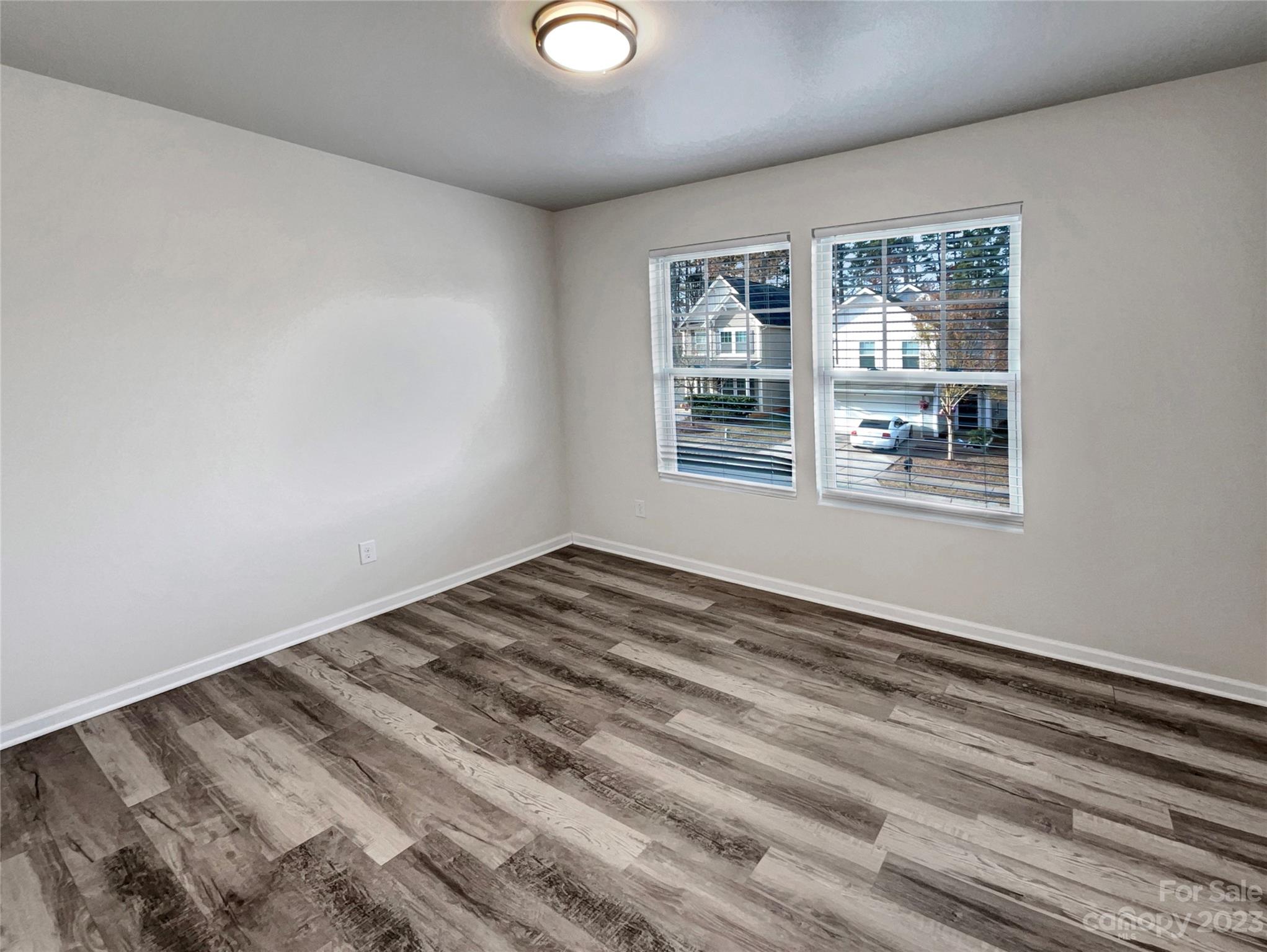 Hawk Ridge - Residential