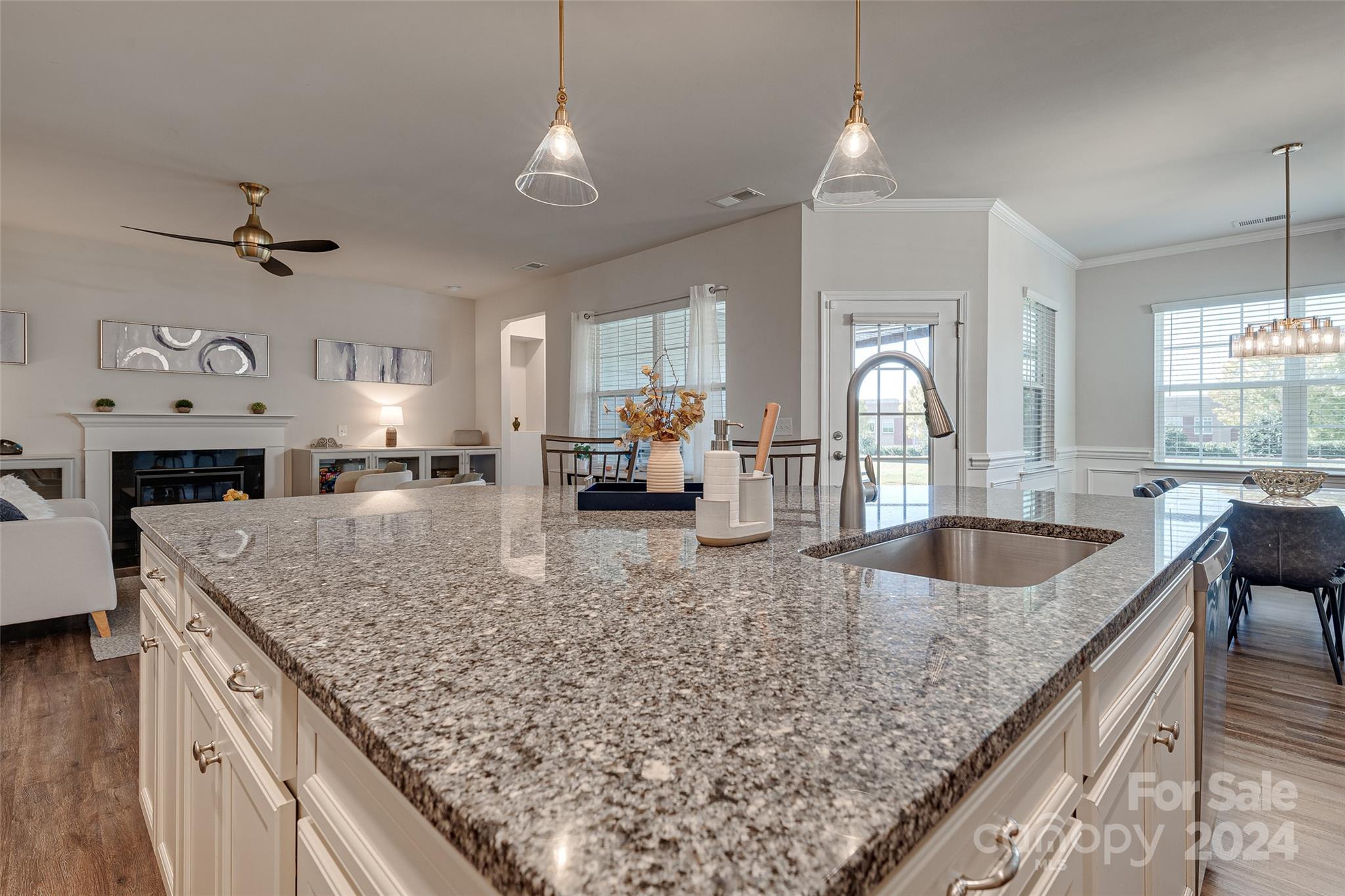 Chateau - Residential