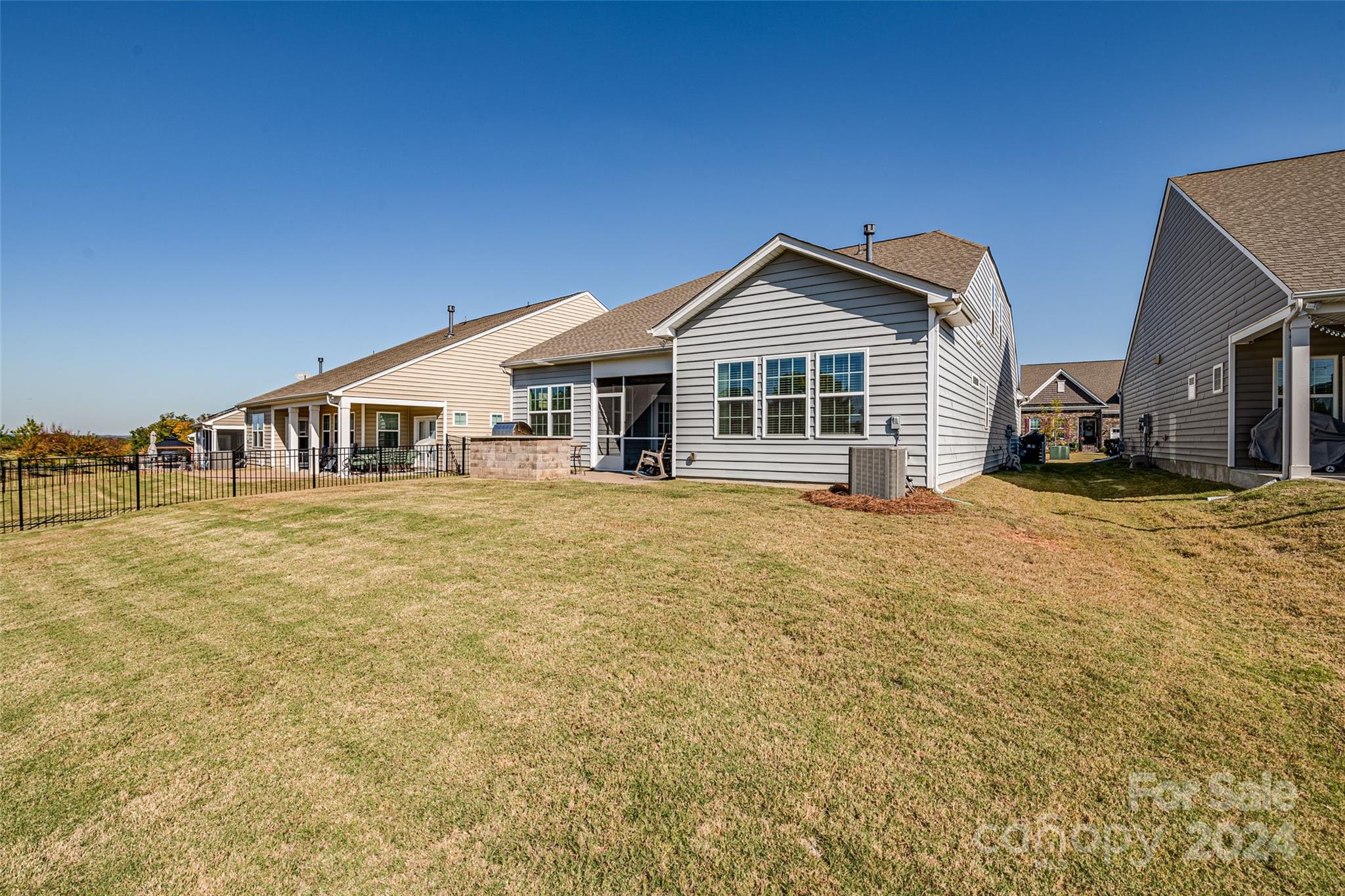 Chateau - Residential