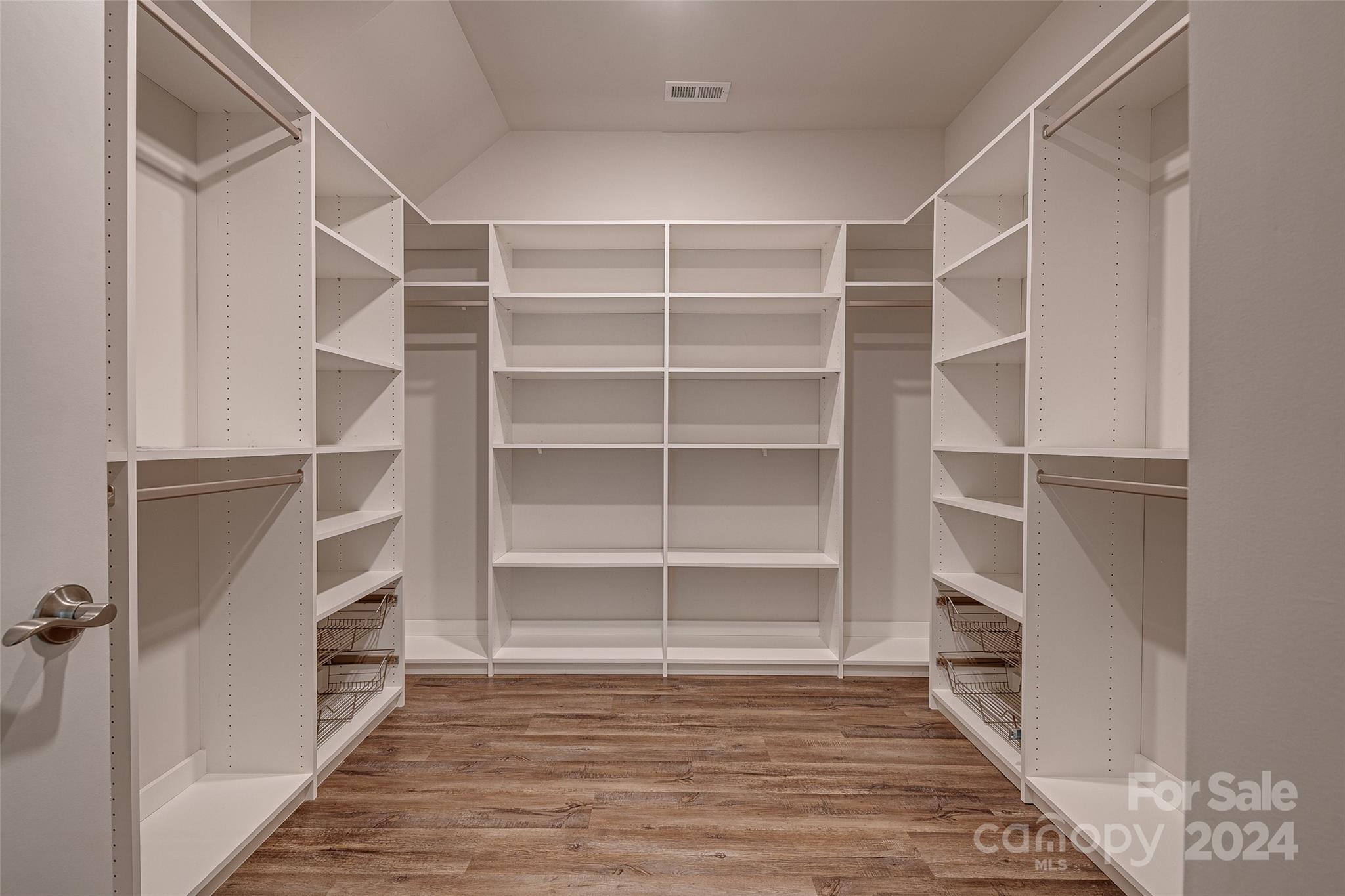 Chateau - Residential