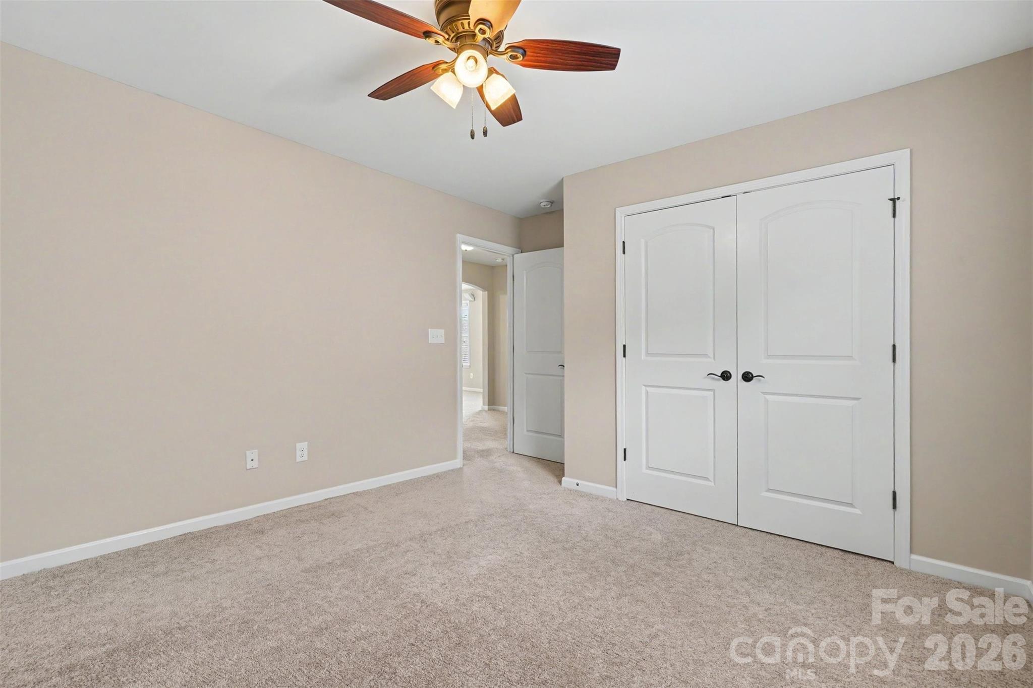 Ellis Pond - Residential