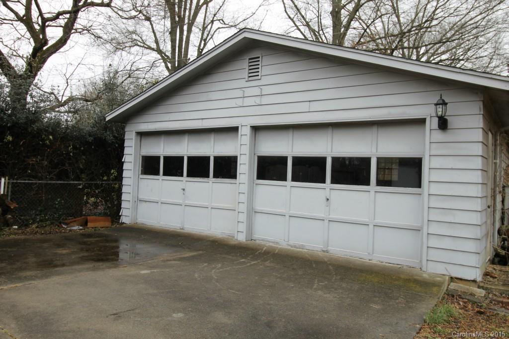 Central Park - Residential Lease