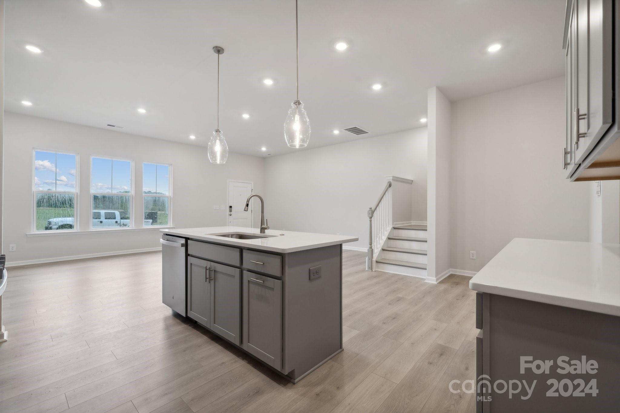 The Ridge at Sugar Creek - Residential