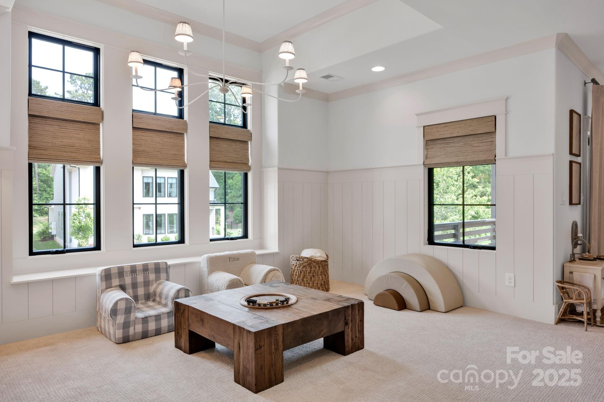 Narrow Passage - Residential