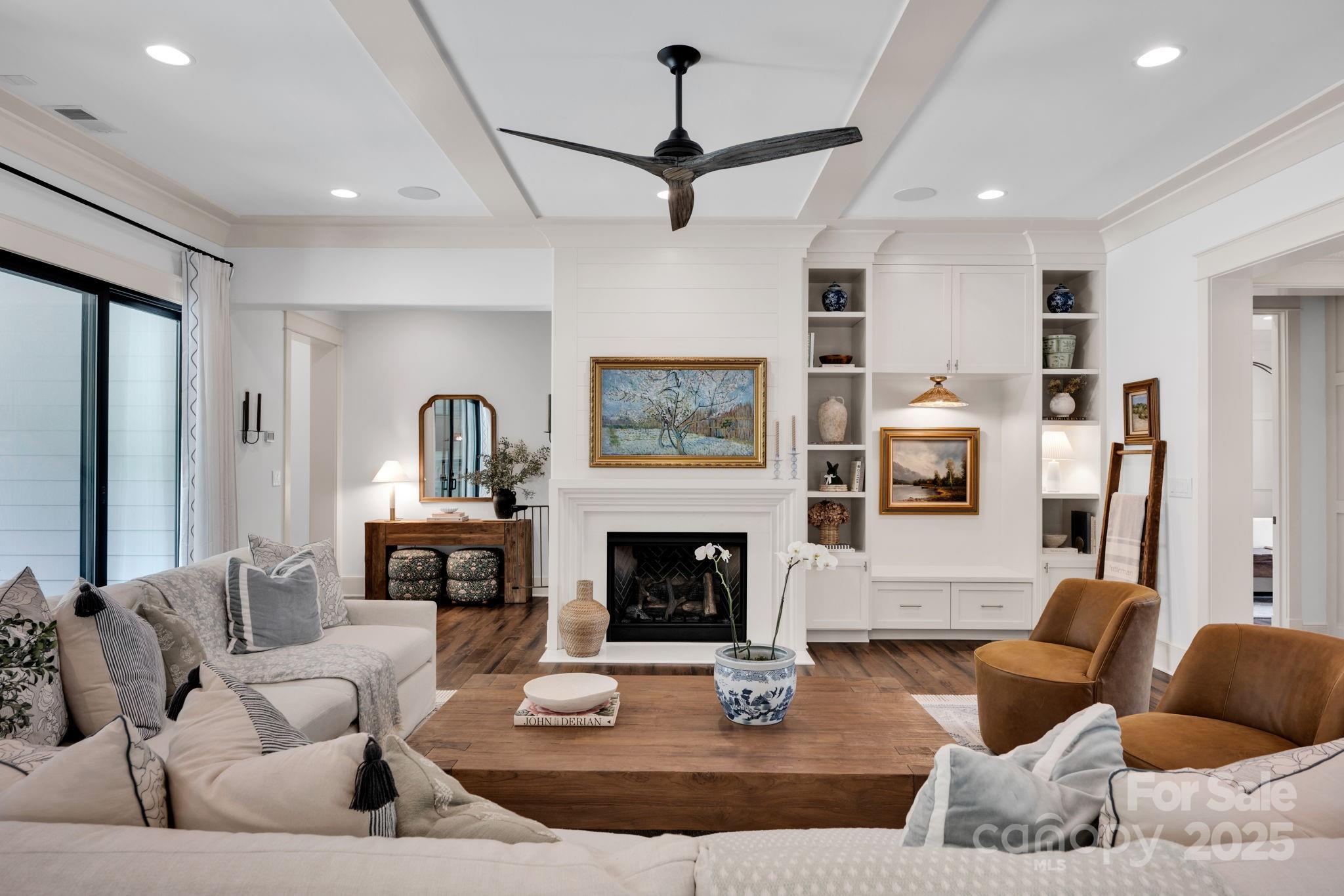 Narrow Passage - Residential