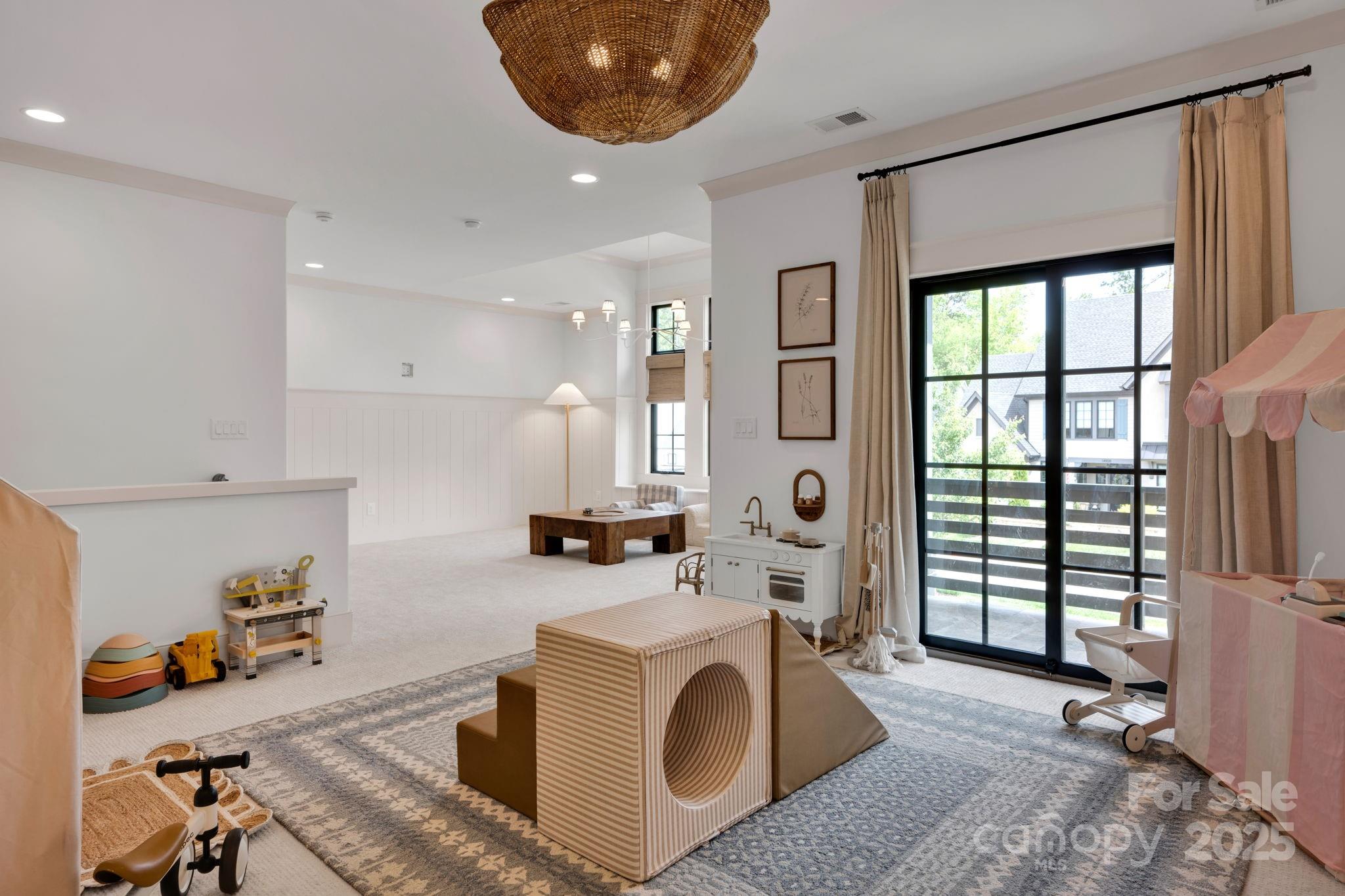 Narrow Passage - Residential