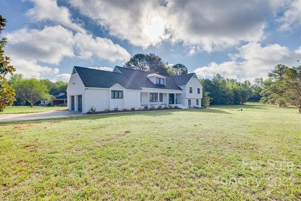 Squire Estates - Residential