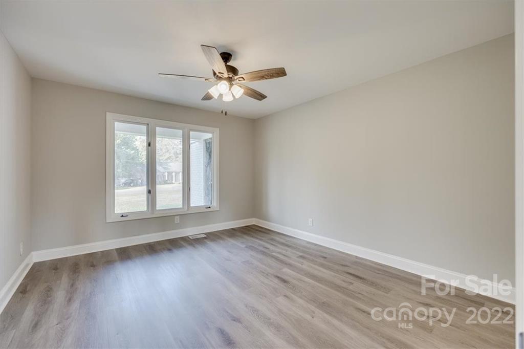 Squire Estates - Residential