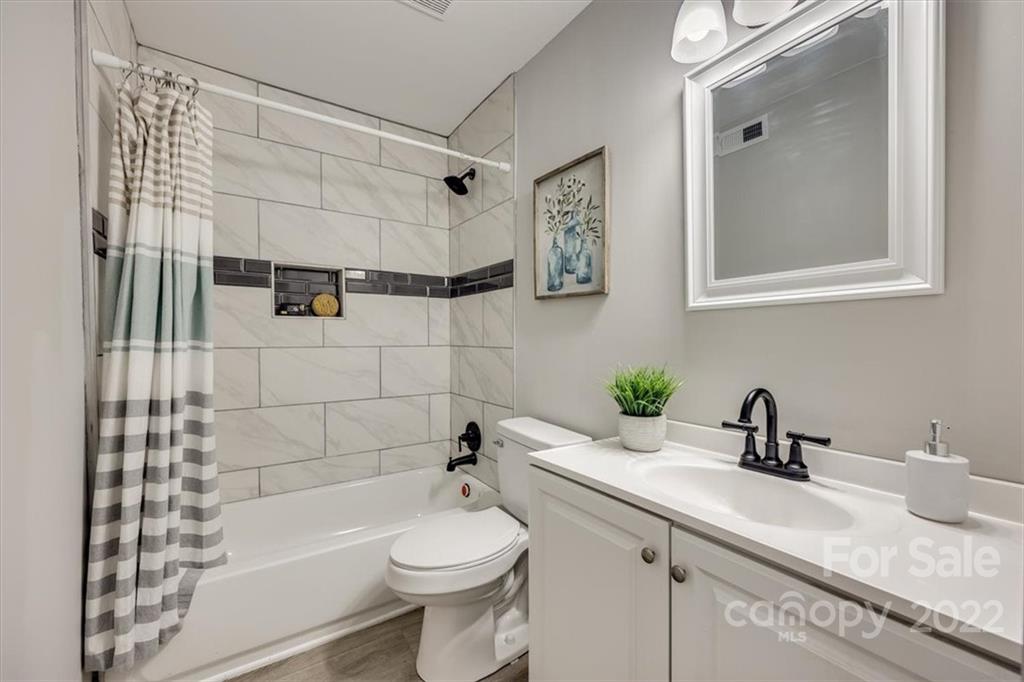 Squire Estates - Residential