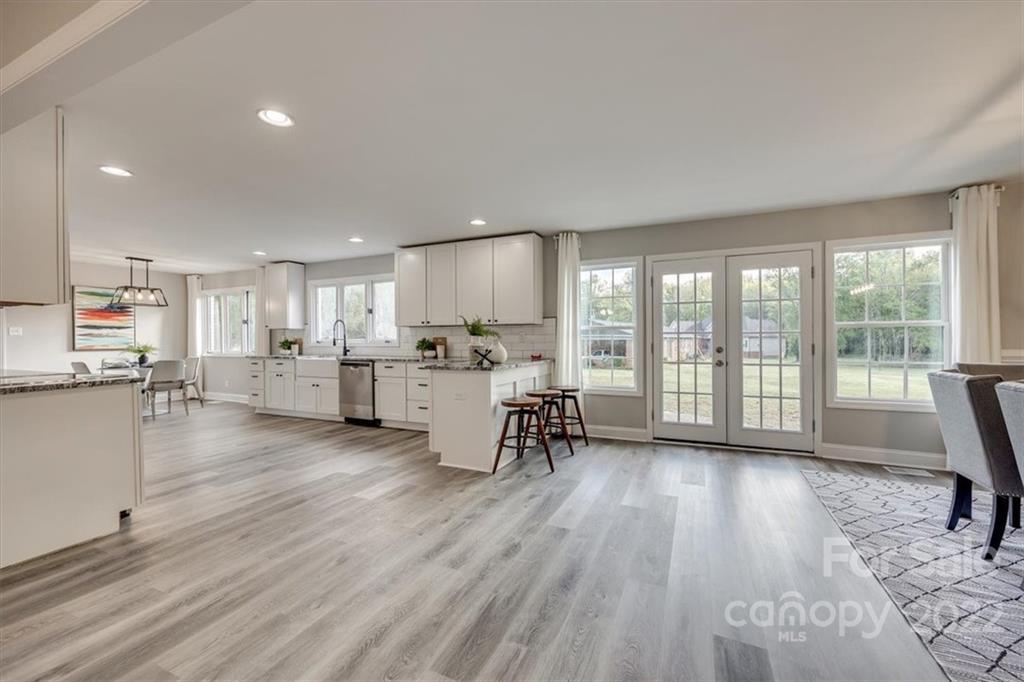 Squire Estates - Residential