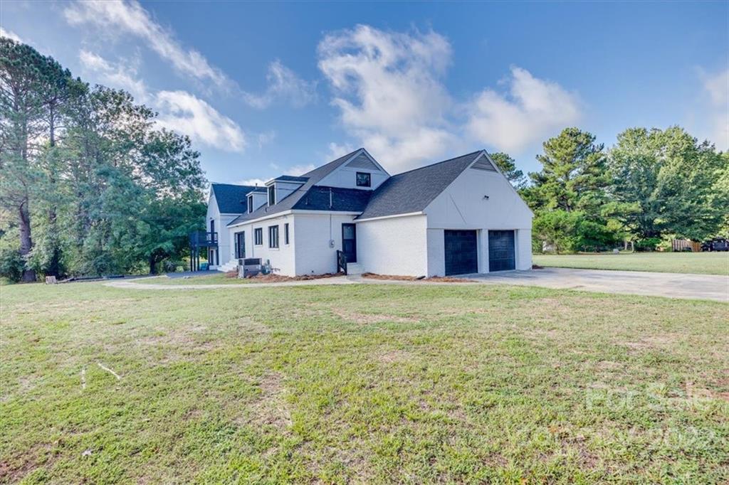 Squire Estates - Residential