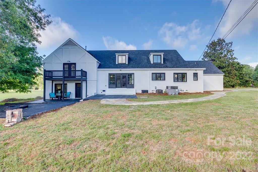 Squire Estates - Residential