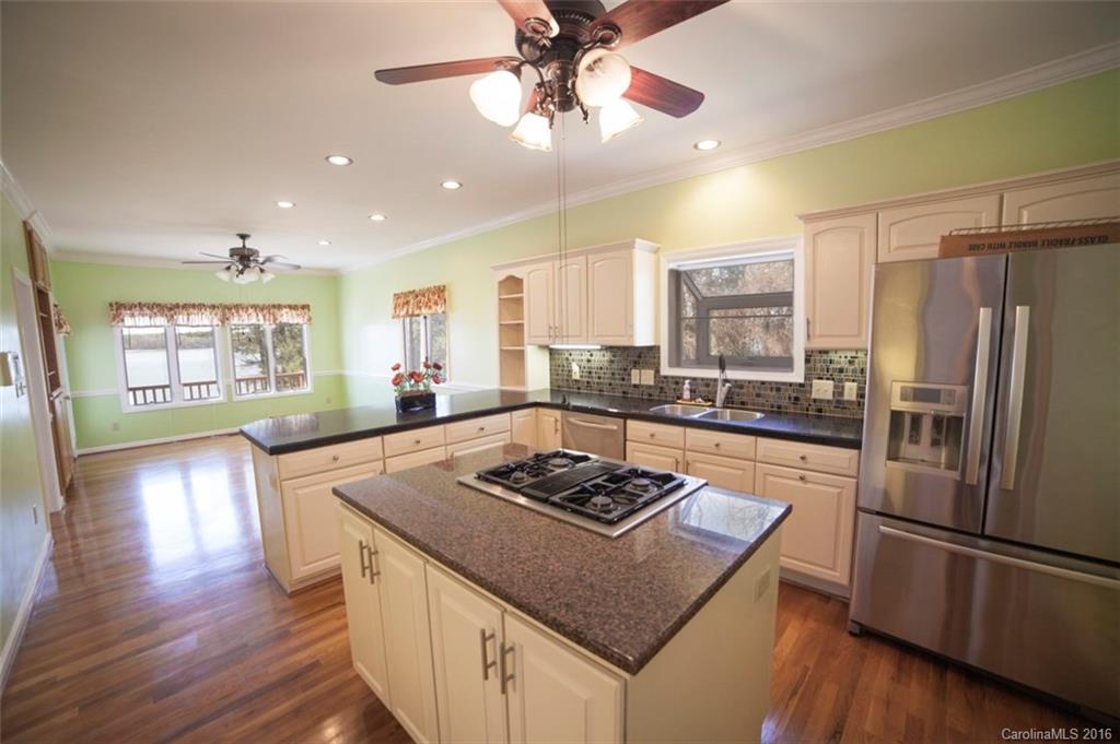 Tega Cay - Residential