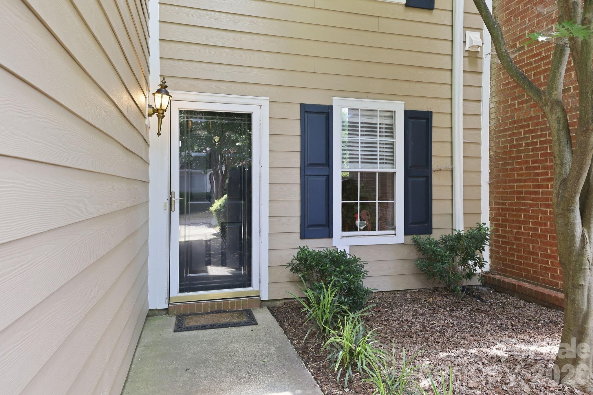9319 S Vicksburg Park Court