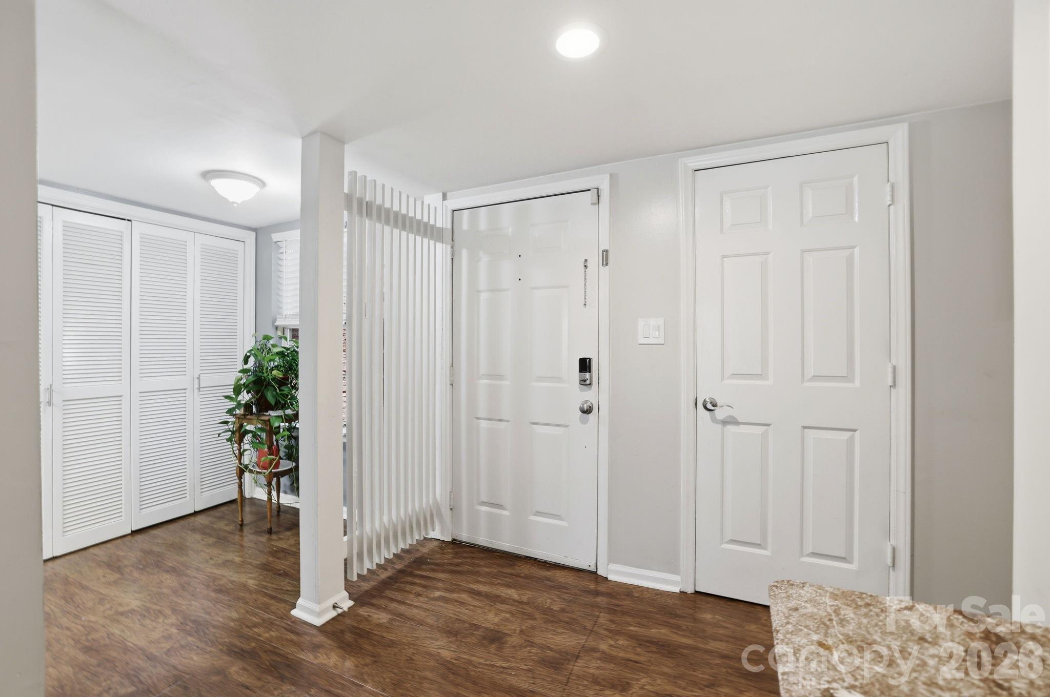 9319 S Vicksburg Park Court