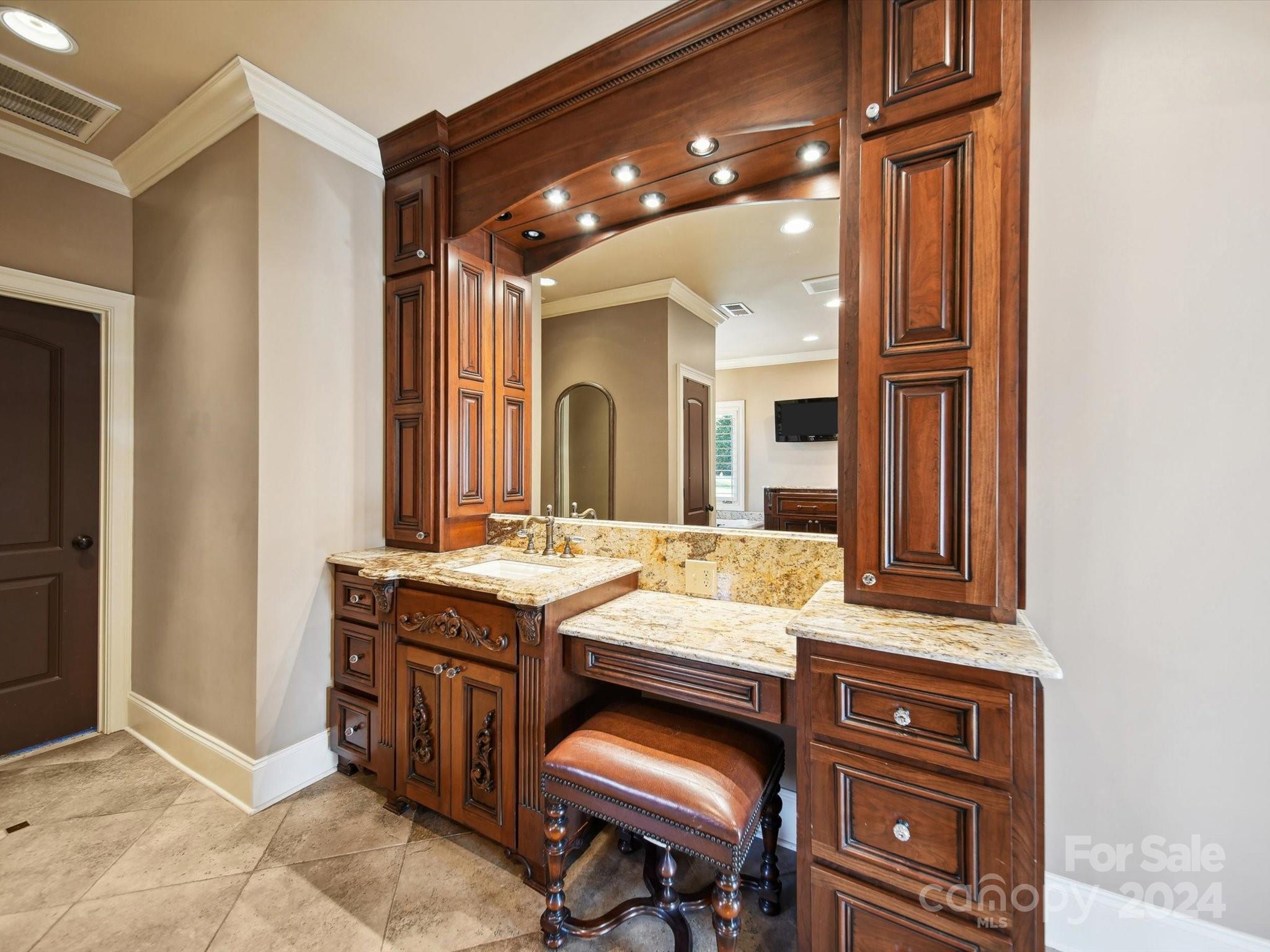 Joslin Pointe - Residential