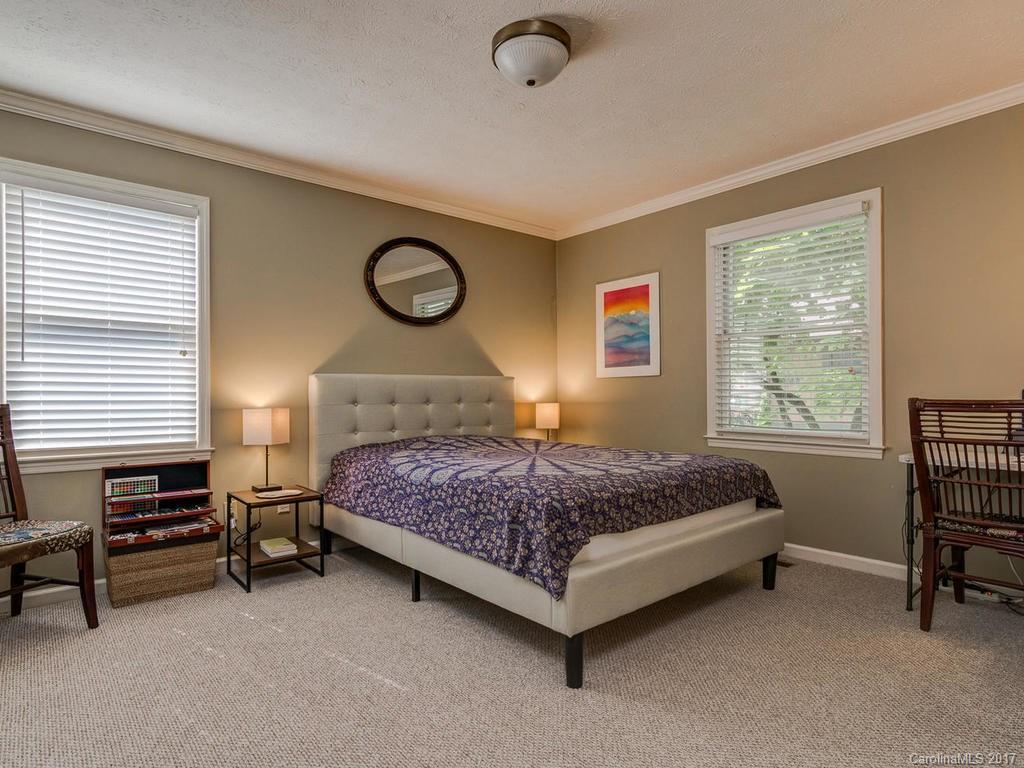 Haywood Manor - Residential