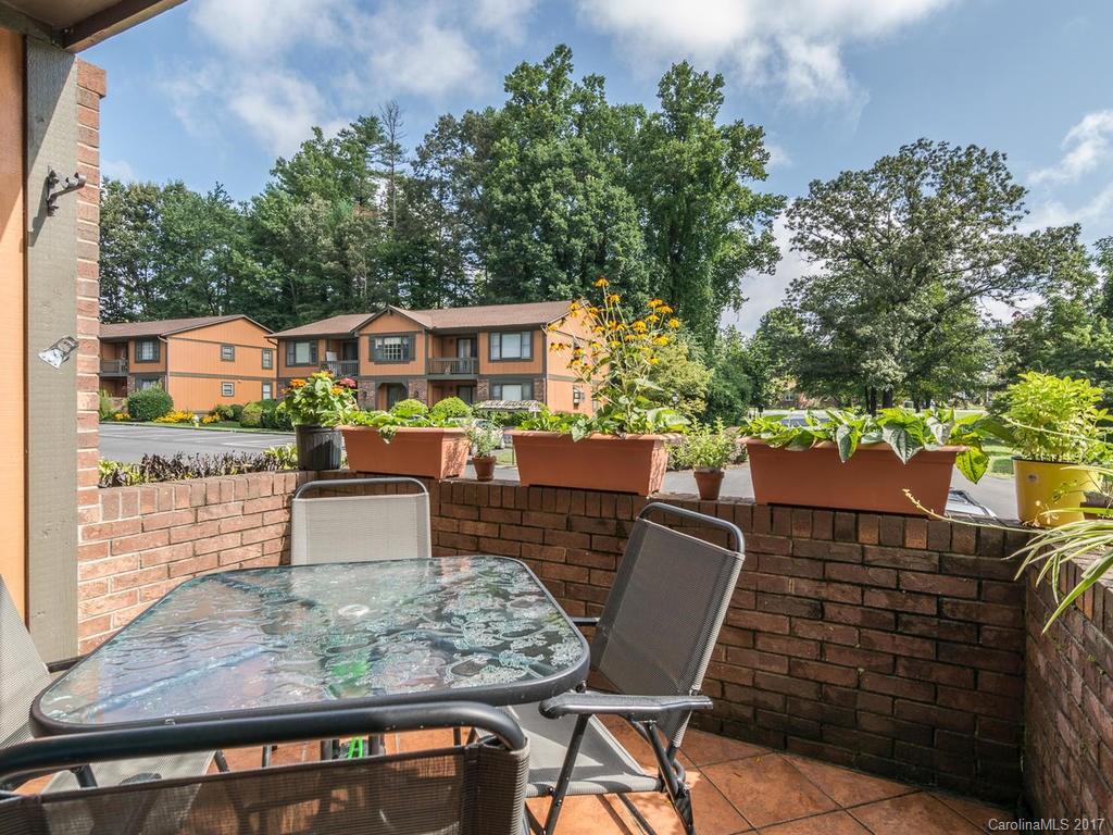 Haywood Manor - Residential