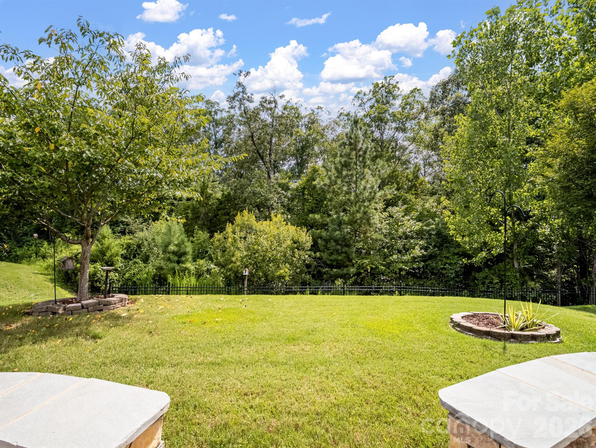 8077 Crater Lake Drive