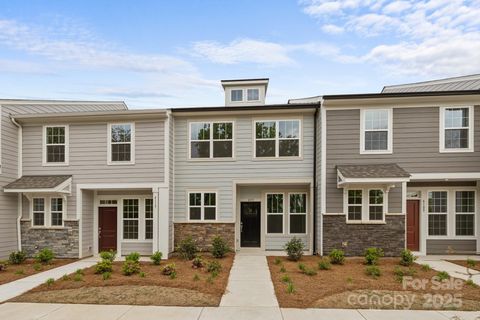 4113 Walking Ridge Road 56 Charlotte NC 28208