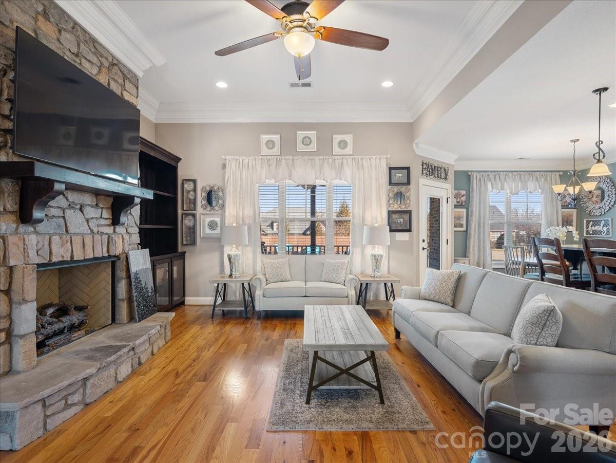 The Crossing at Cherokee National - Residential