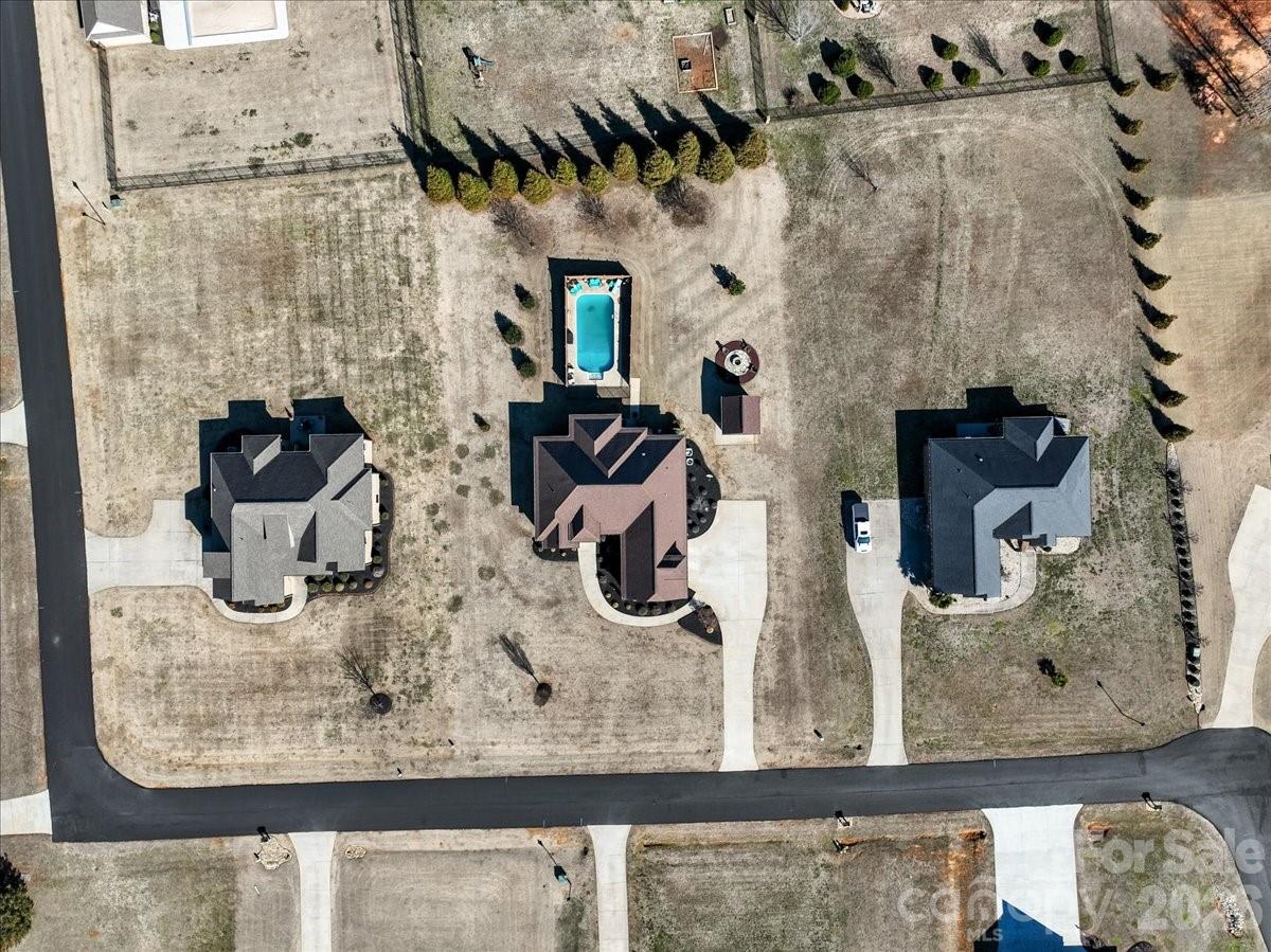 The Crossing at Cherokee National - Residential