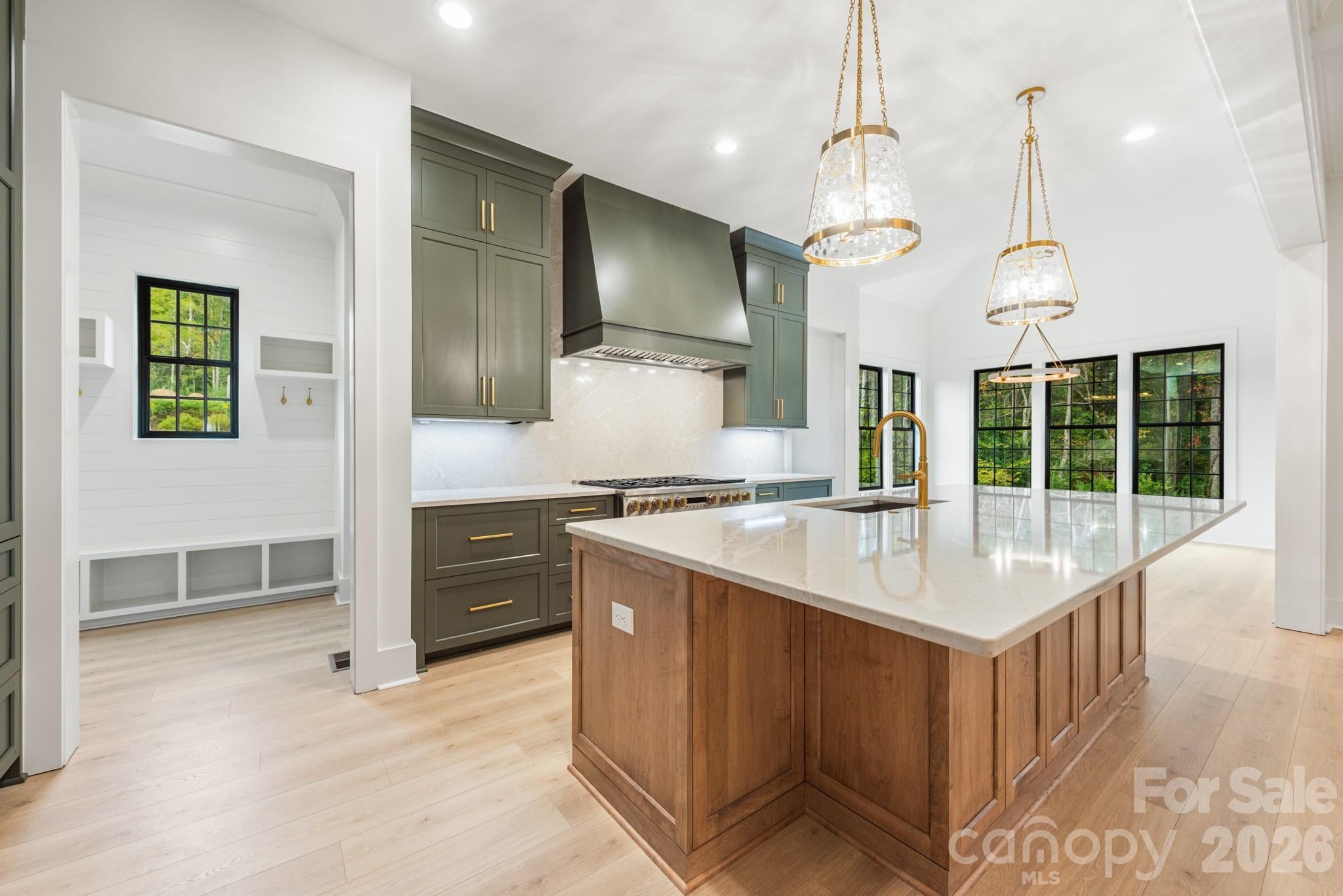 5549 Fairview Road