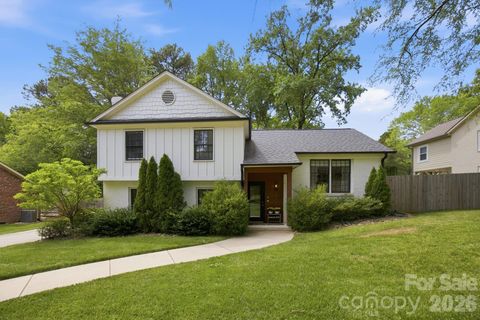 Photo of 1325 Braeburn Road, Charlotte, NC 28211 (MLS # 4380427)
