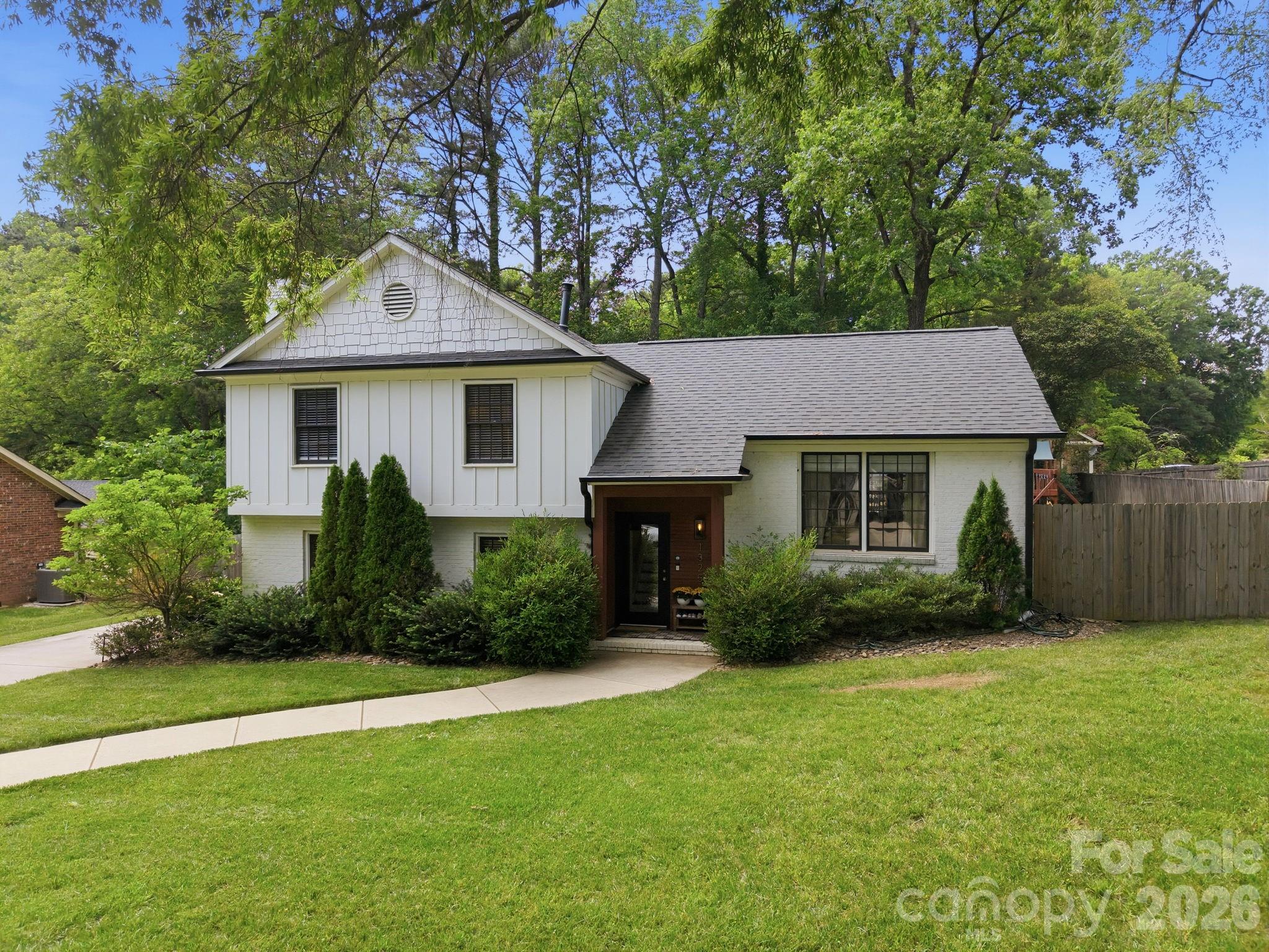1325 Braeburn Road