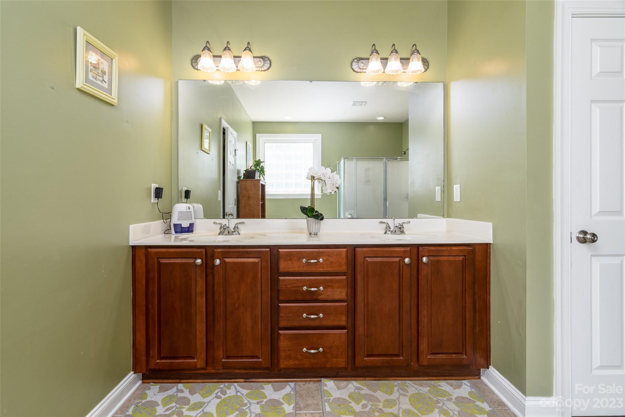 Lakeshore - Residential