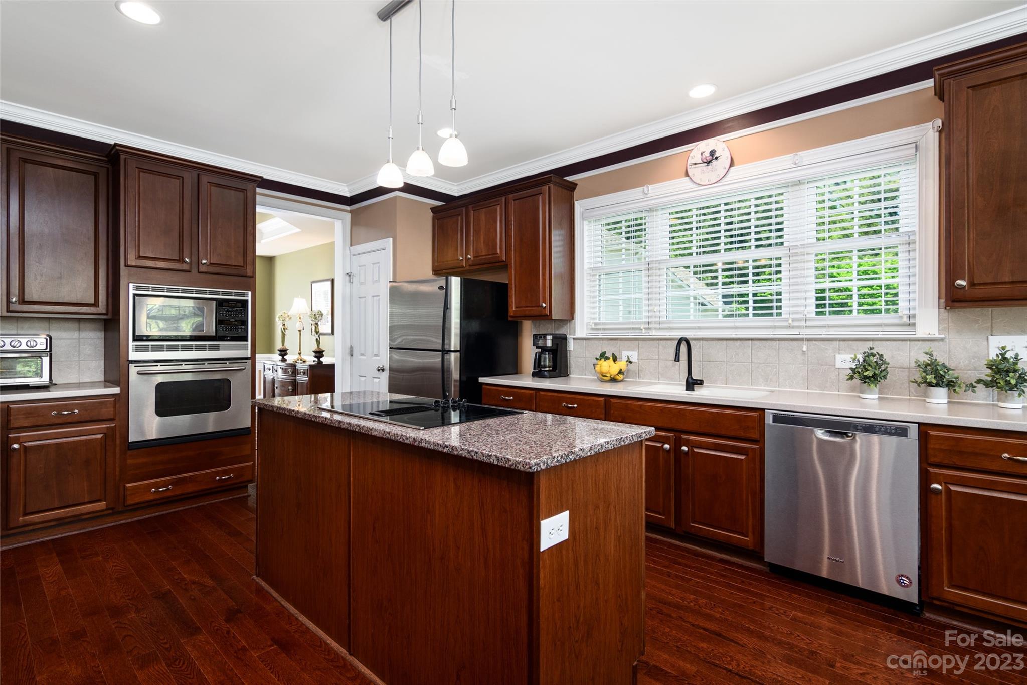 Lakeshore - Residential