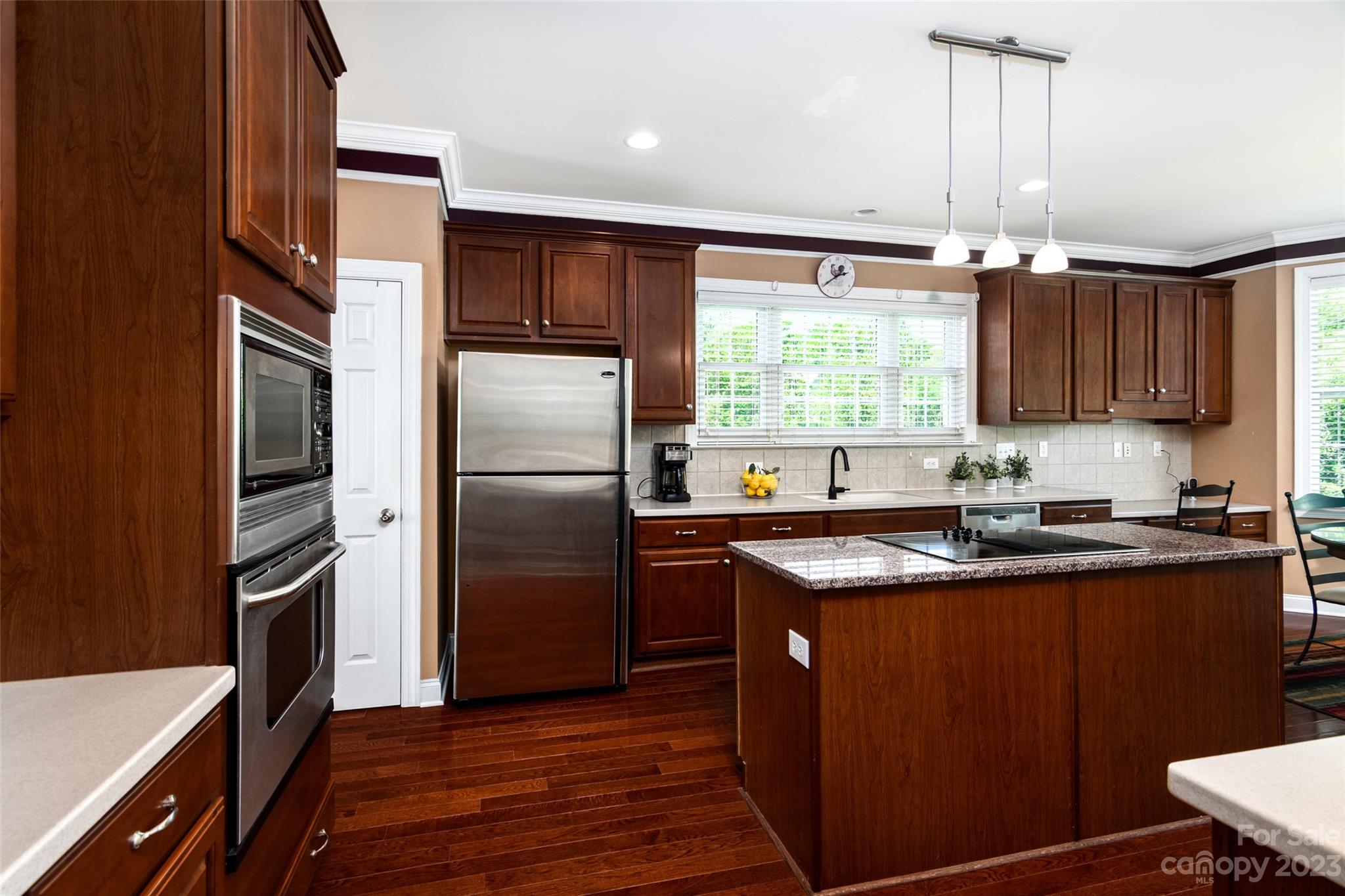 Lakeshore - Residential