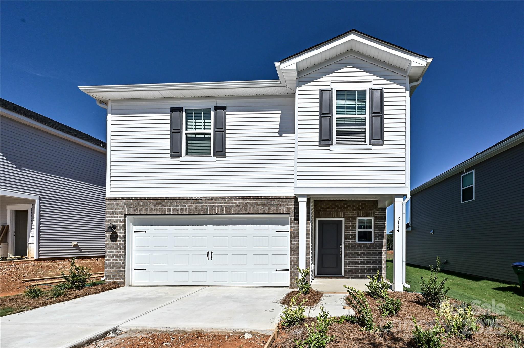 408 Luna Lane