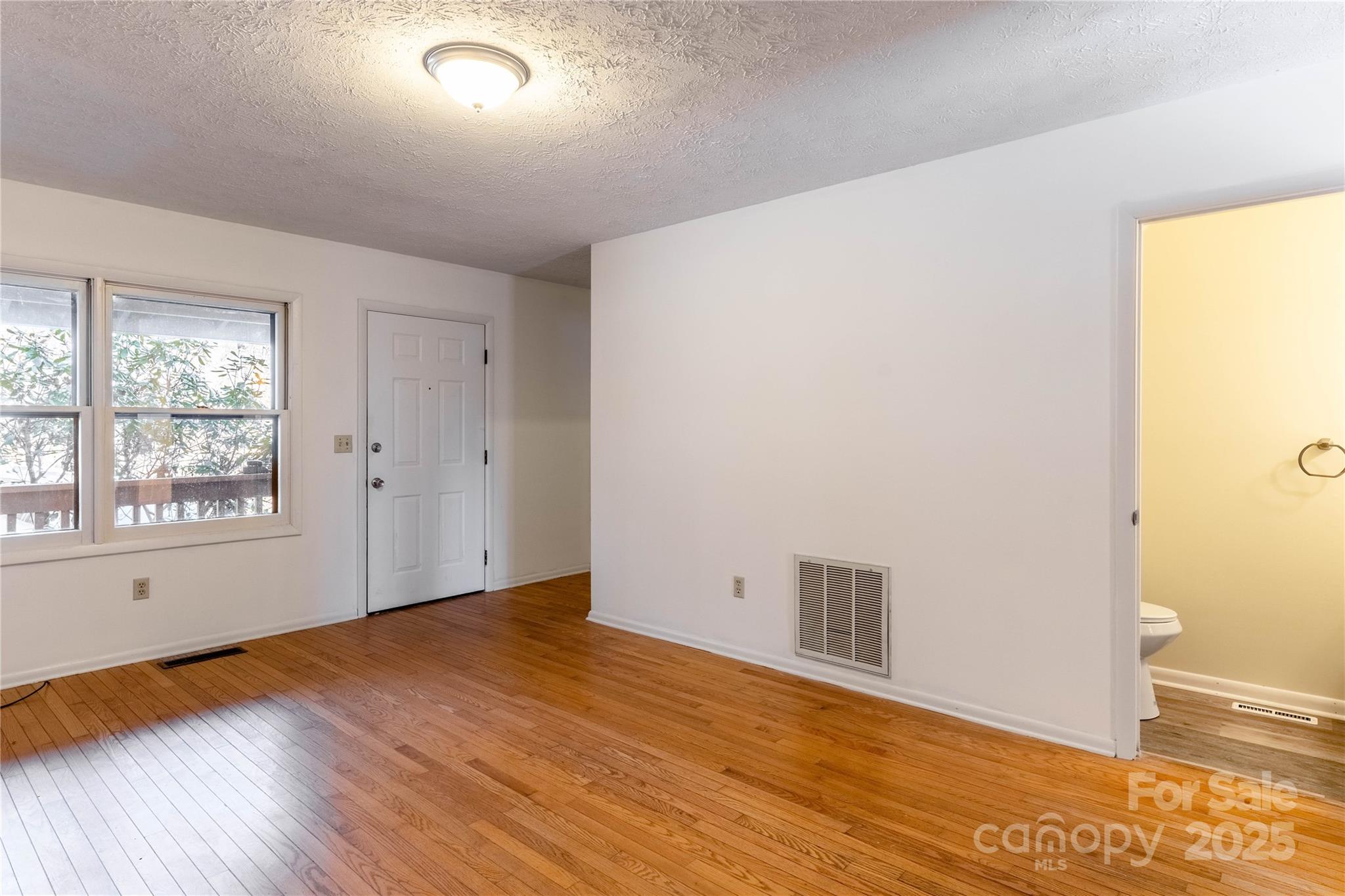 404 Buck Cove Terrace