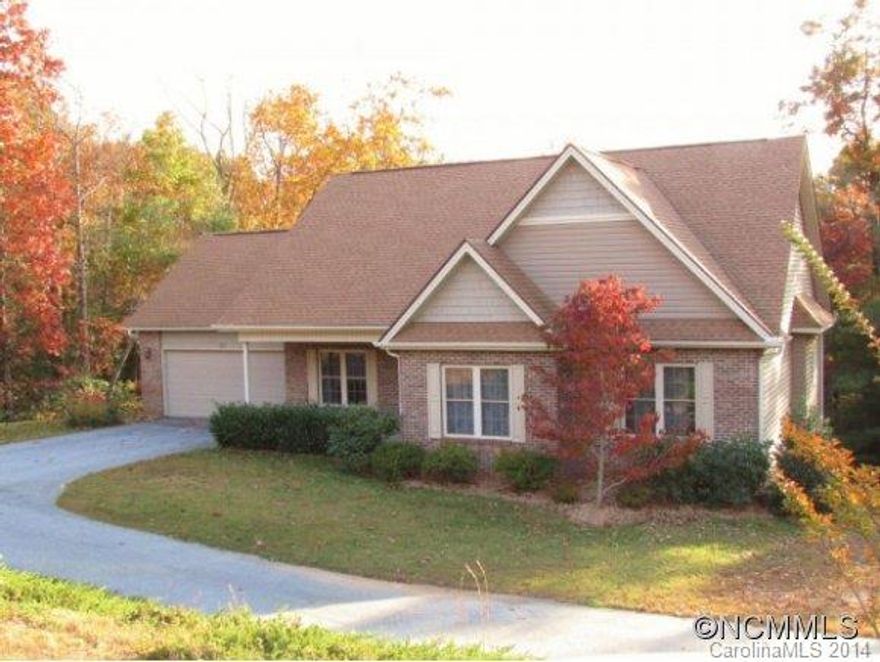 12min to DT HVL! One Owner, superbly kept home on quiet cul-de-sac. Expanded Donald Gardner open plan, plenty of natural light. Beautiful rich hardwoods. Cathedral ceiling, Kenmore Elite appliances. Master on main, Dbl garage on main. Daylight lower level has large family room, full bath, extra daylight room ready to finish & spacious workshop area (all high ceilings), 2014 New Trane HVAC air handler w/10yr transferable warranty, Move in Ready!!