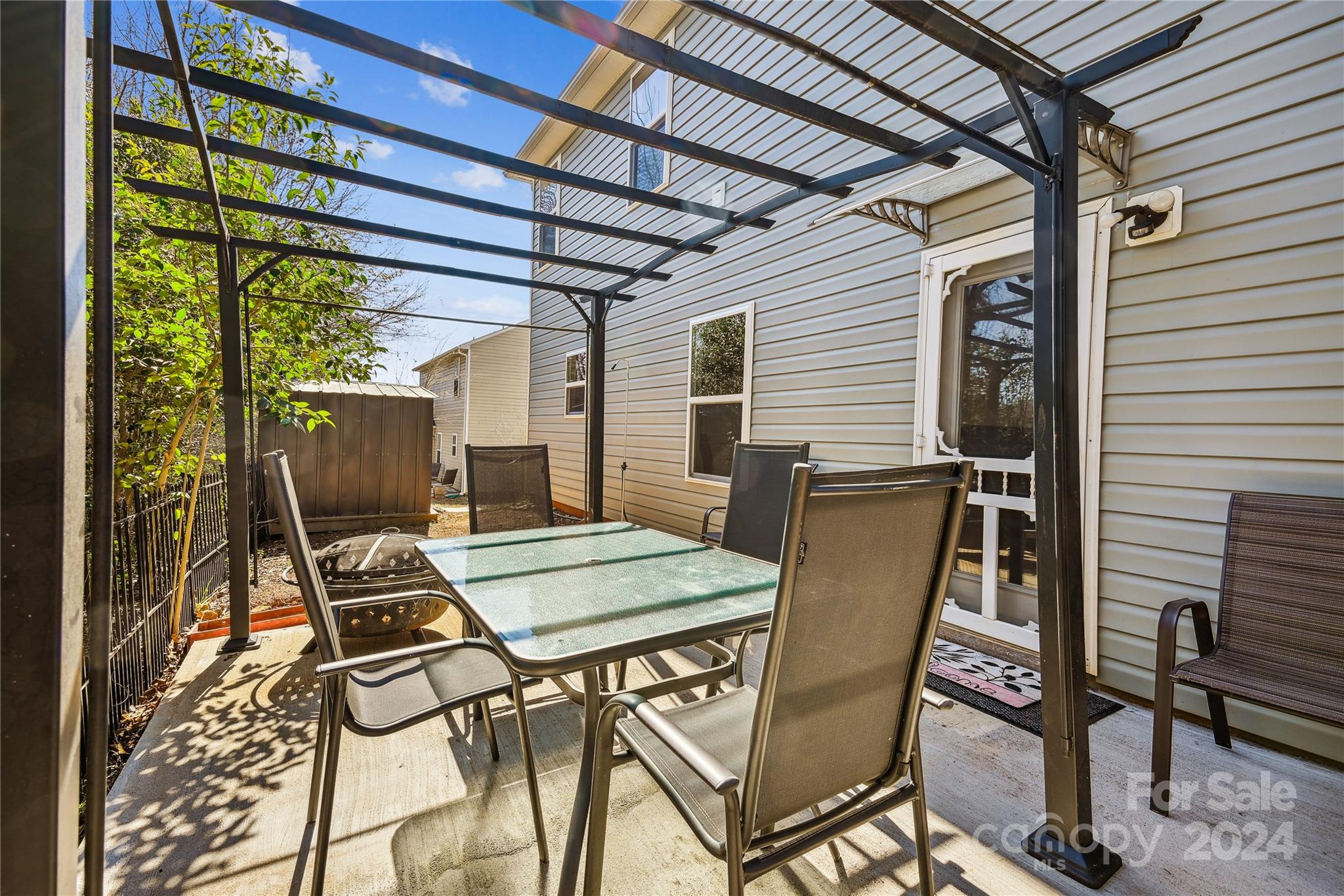 Well Ridge - Residential