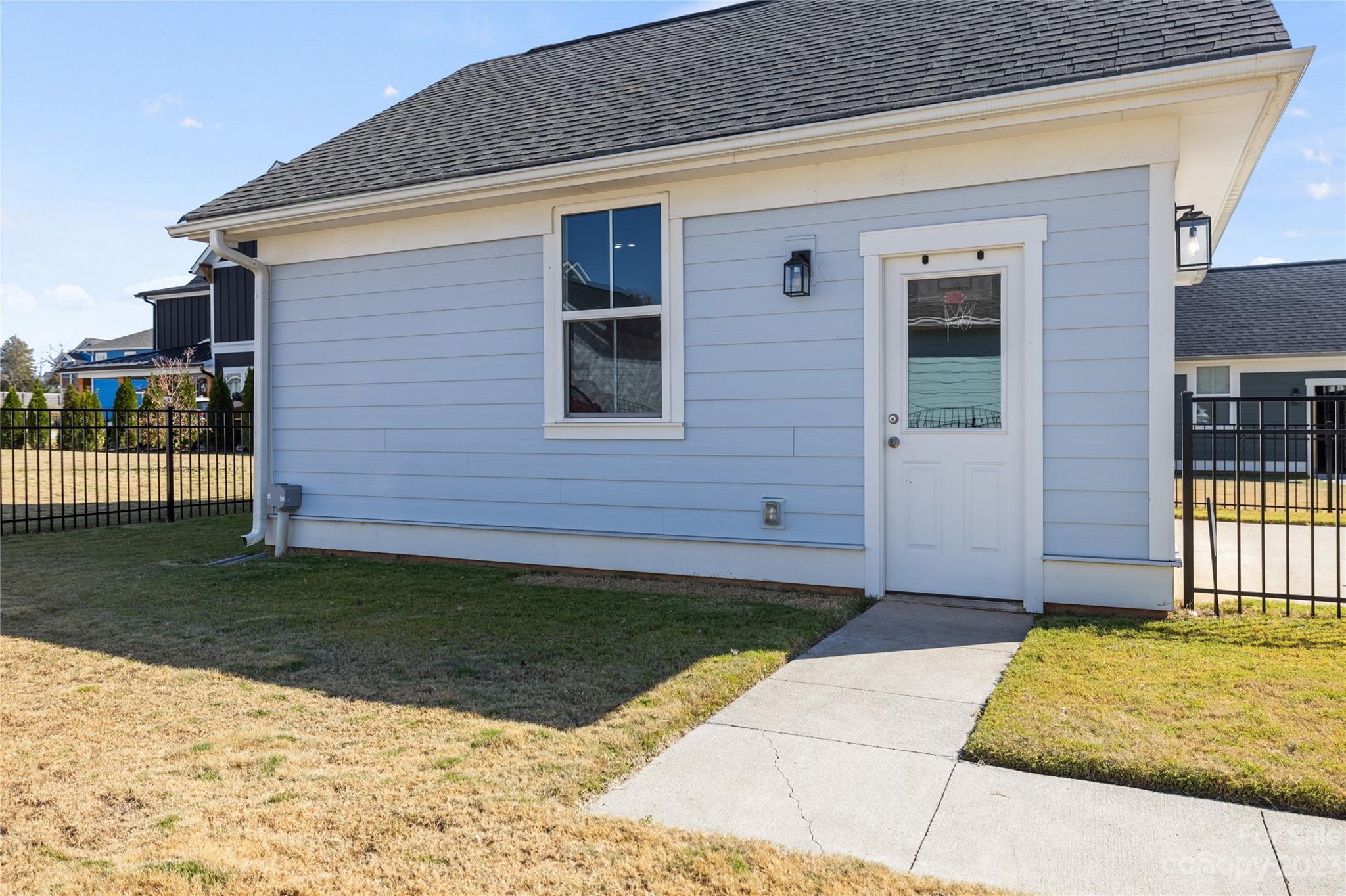 Riverwalk - Residential