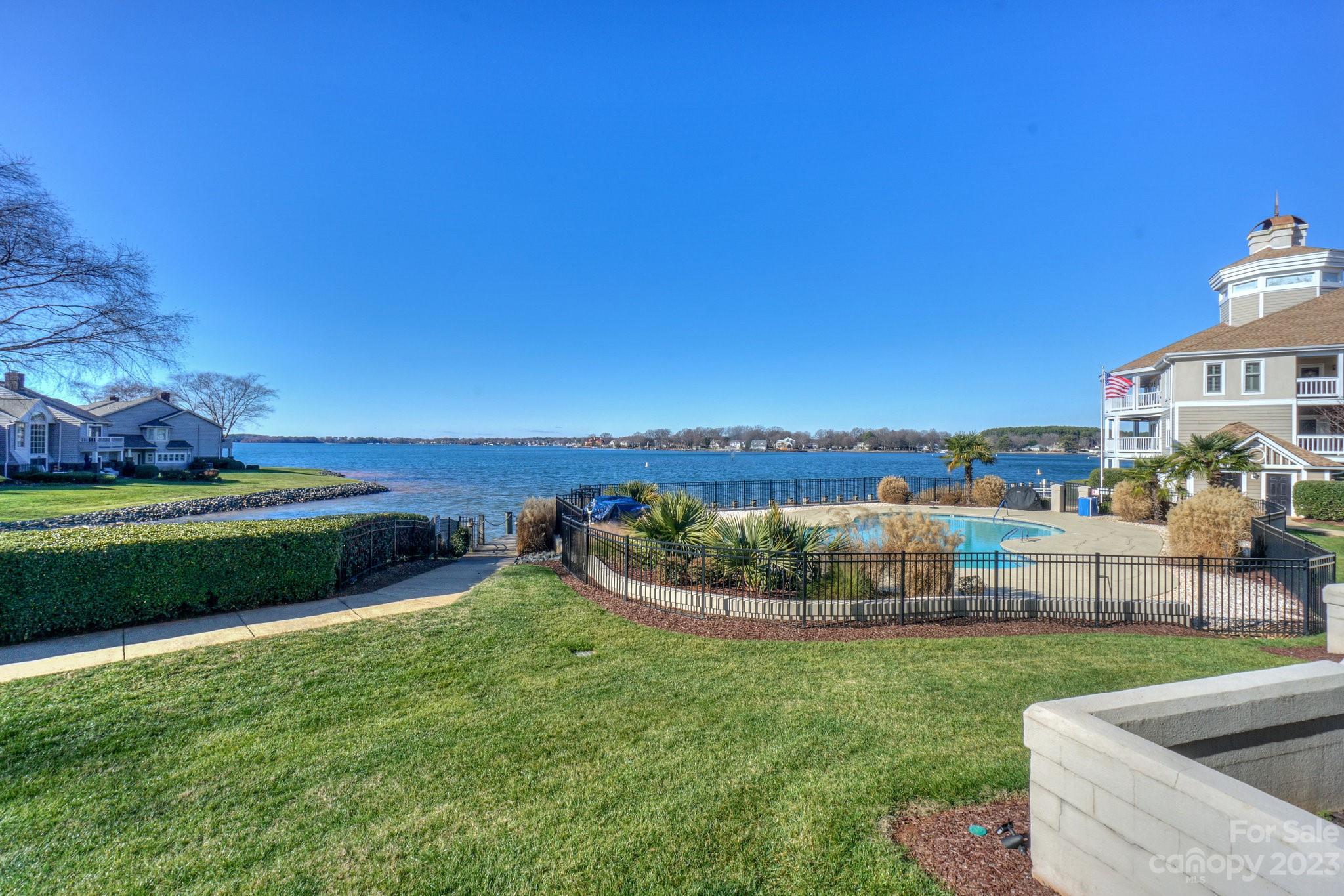 Vineyard Point - Residential