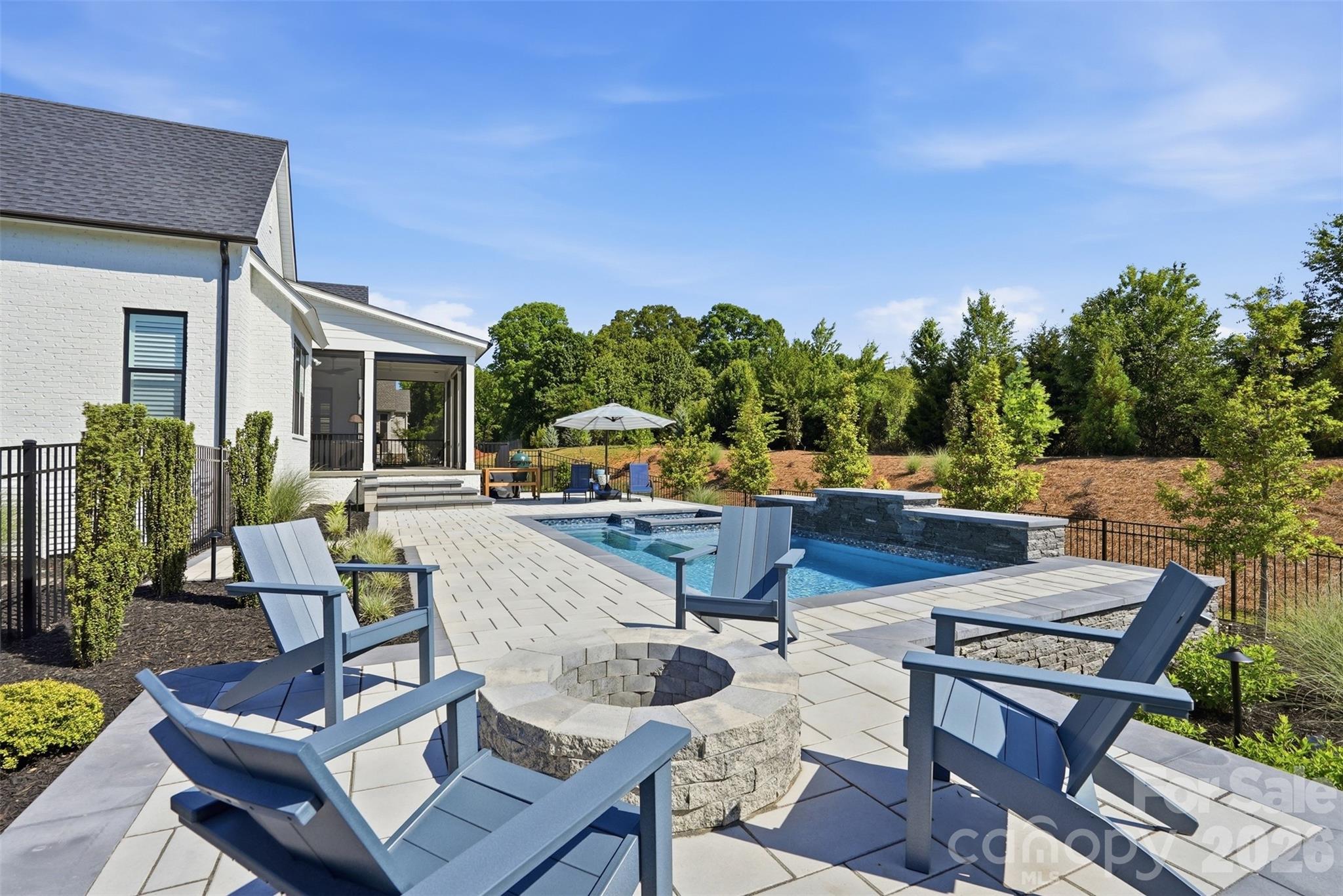 Broadmoor at Marvin - Residential