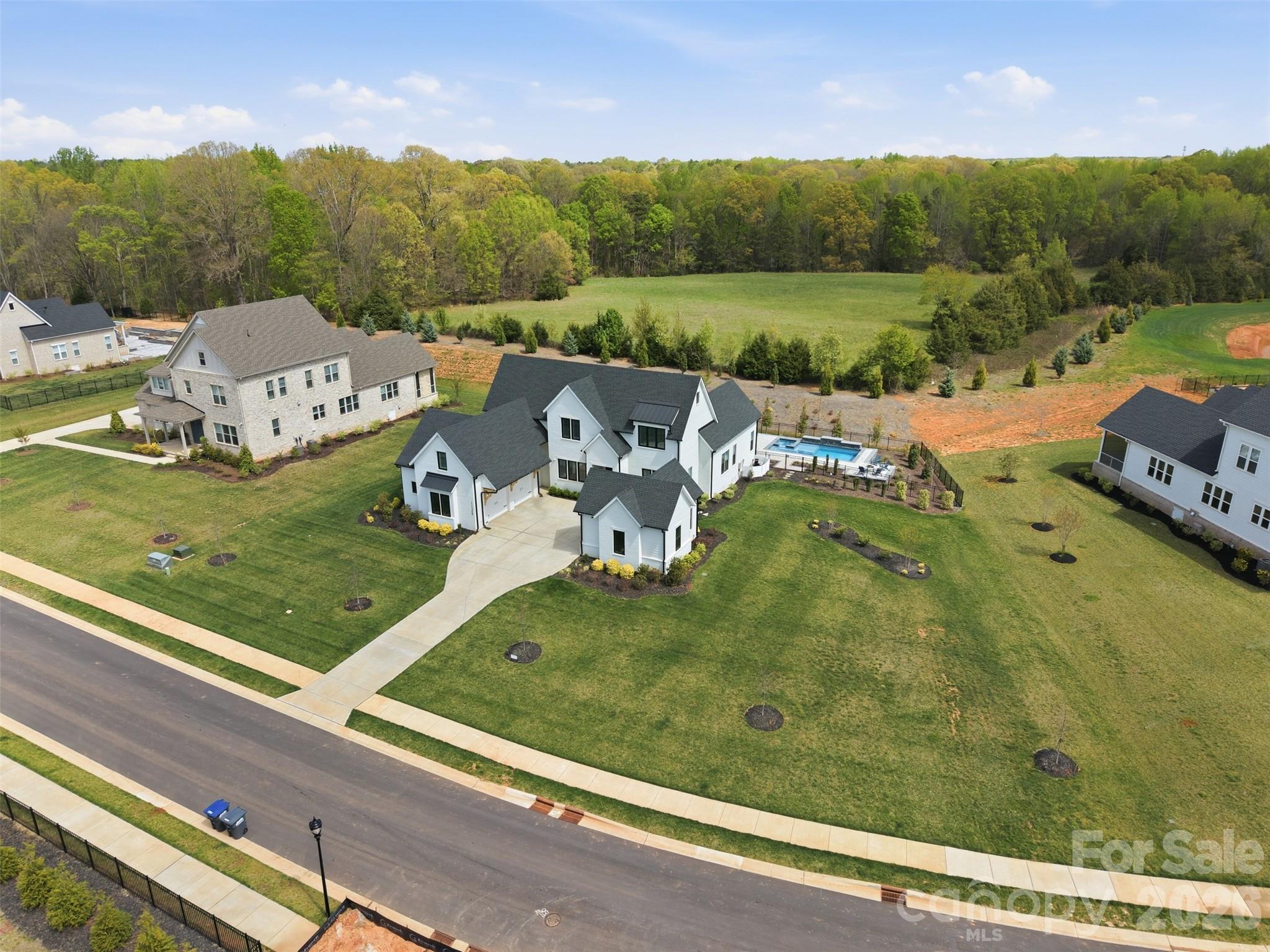 Broadmoor at Marvin - Residential