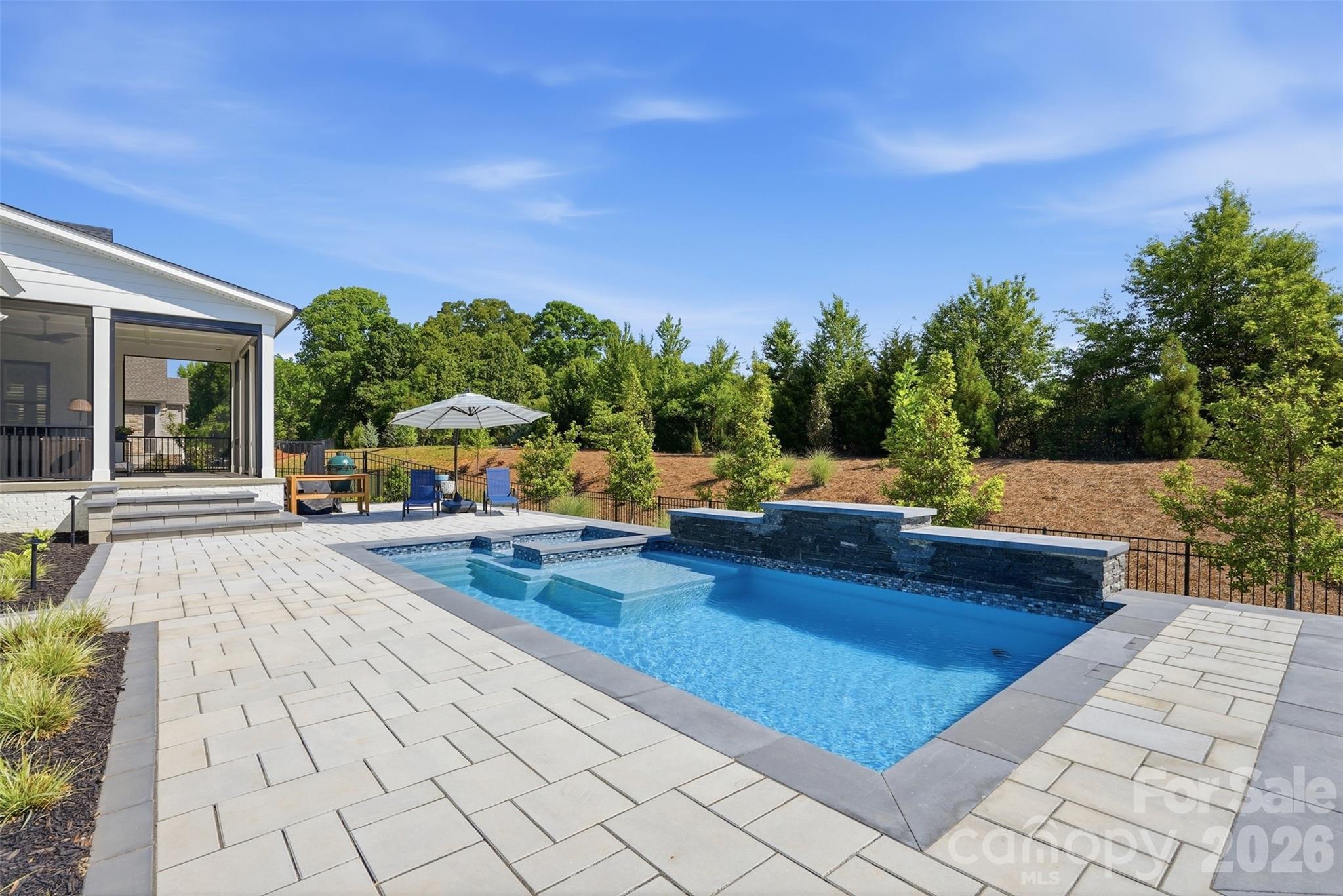 Broadmoor at Marvin - Residential
