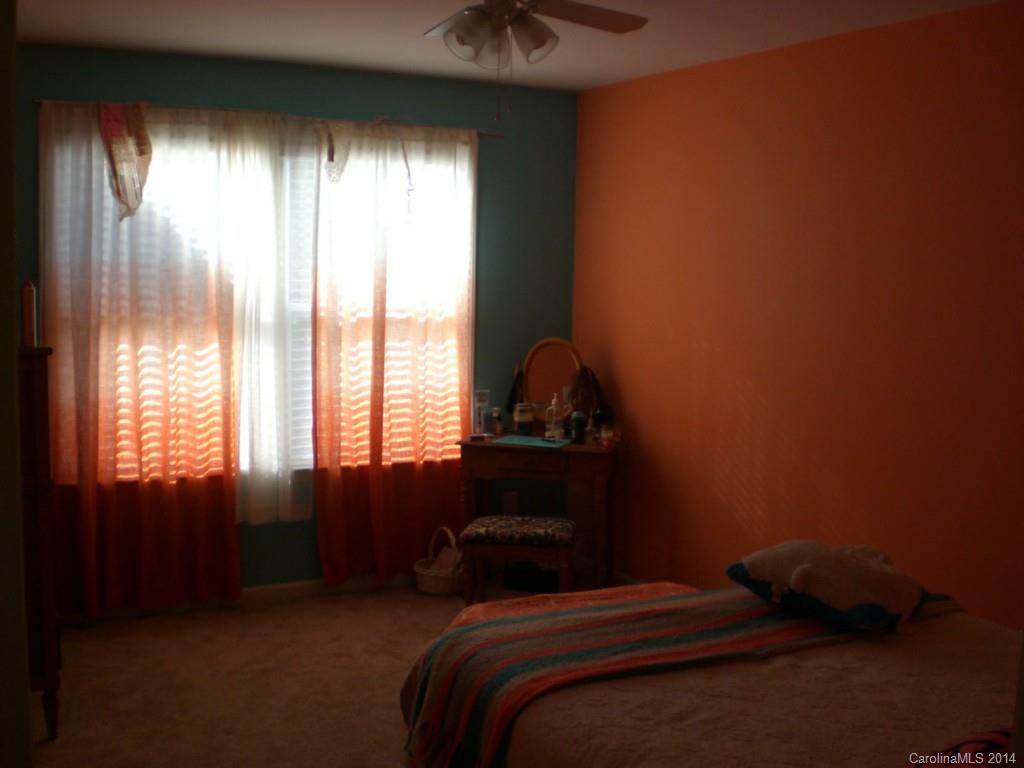 Lake Ridge - Residential