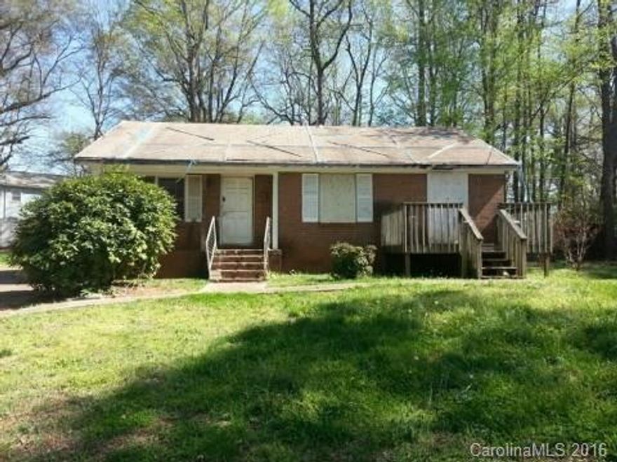 House has demolition orders due to code violations.  Sold AS IS. Dwelling has been declared a health and safety hazard. ENTER AT YOUR OWN RISK. No demolition date yet per the City of Charlotte. Please contact City of Charlotte for information regarding demolition or code violations. If City Demo's home, owner at time of Demo will be responsible for cost.