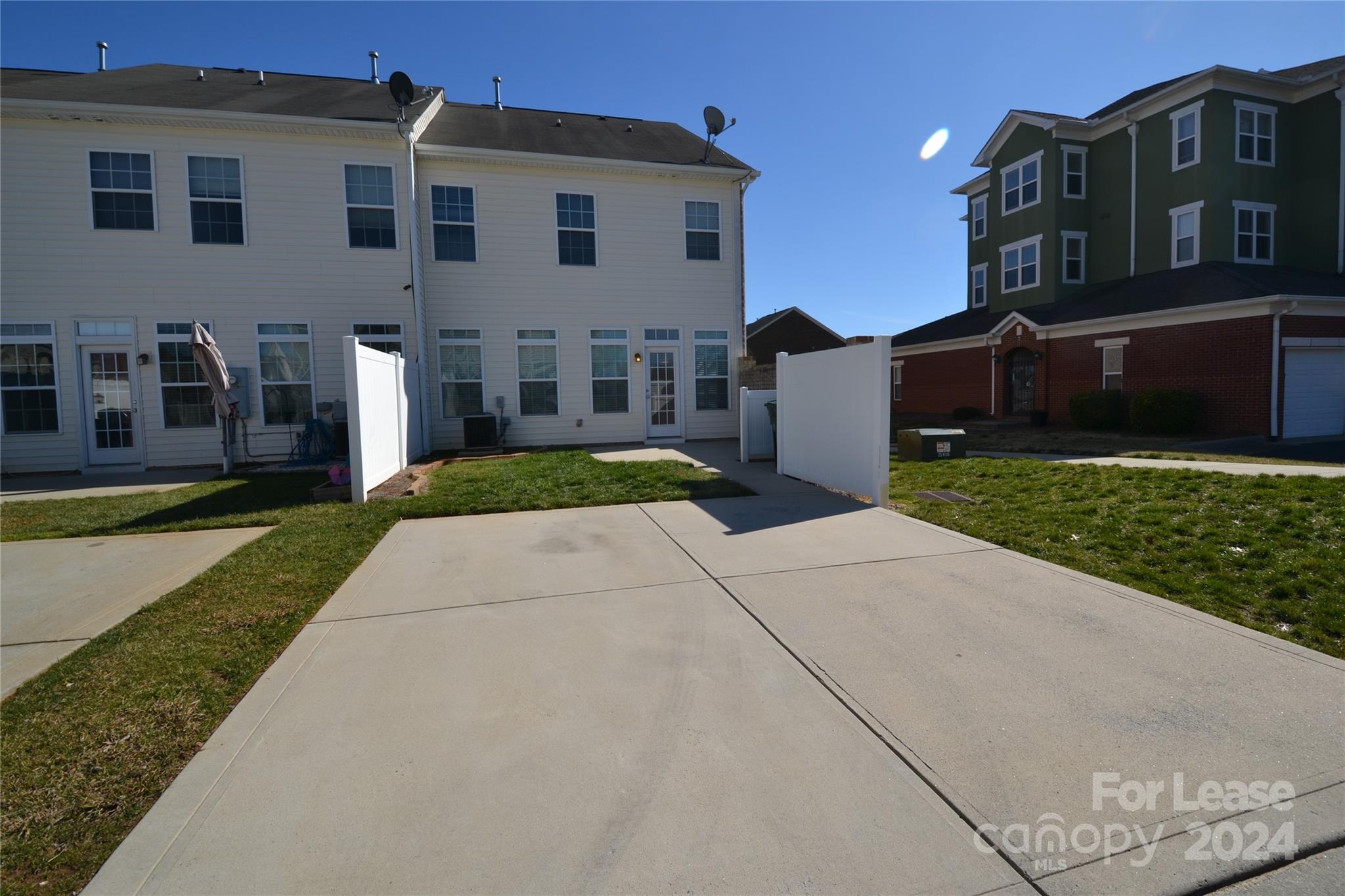 Lake Park - Residential Lease