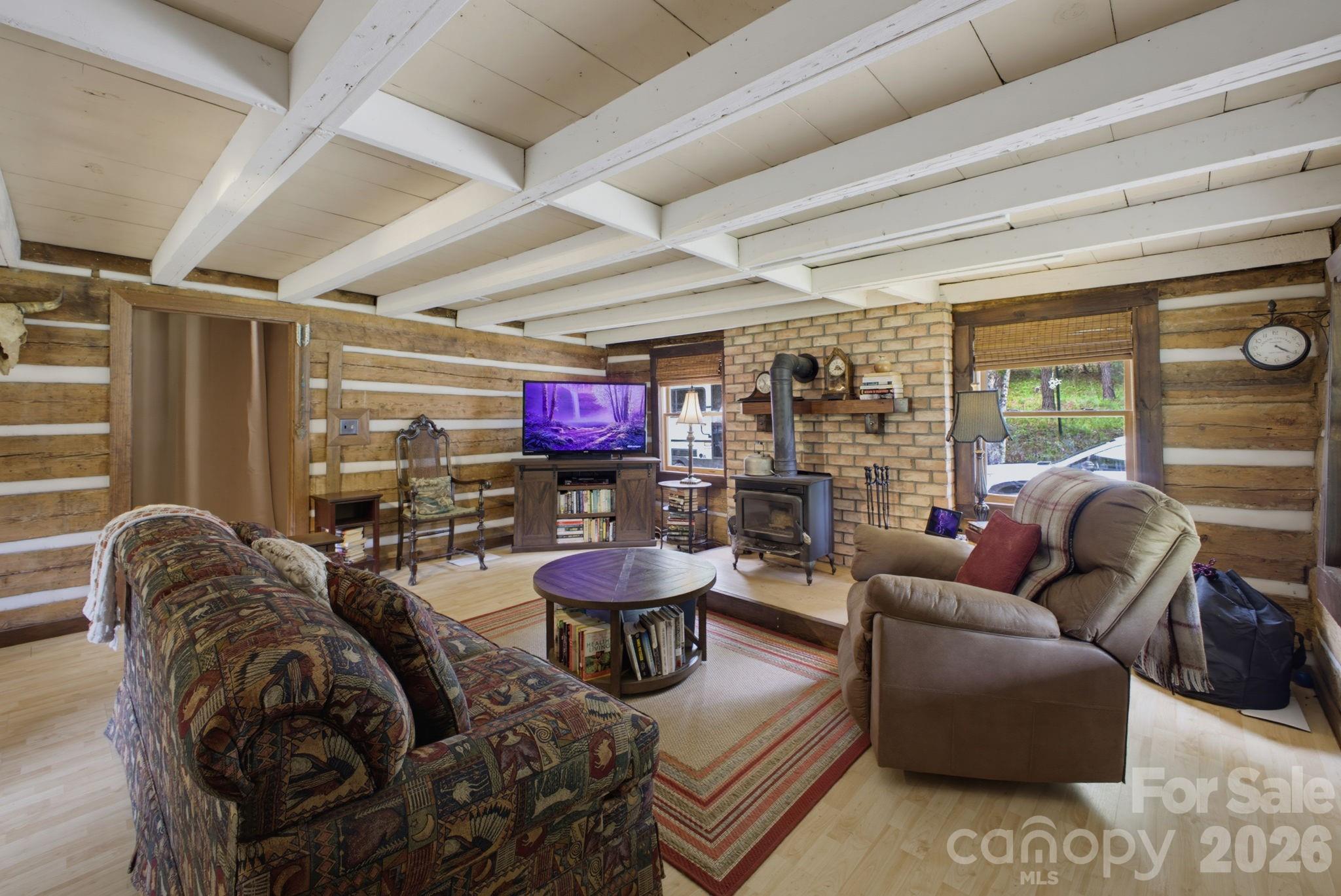 1239 W McGuinn Road