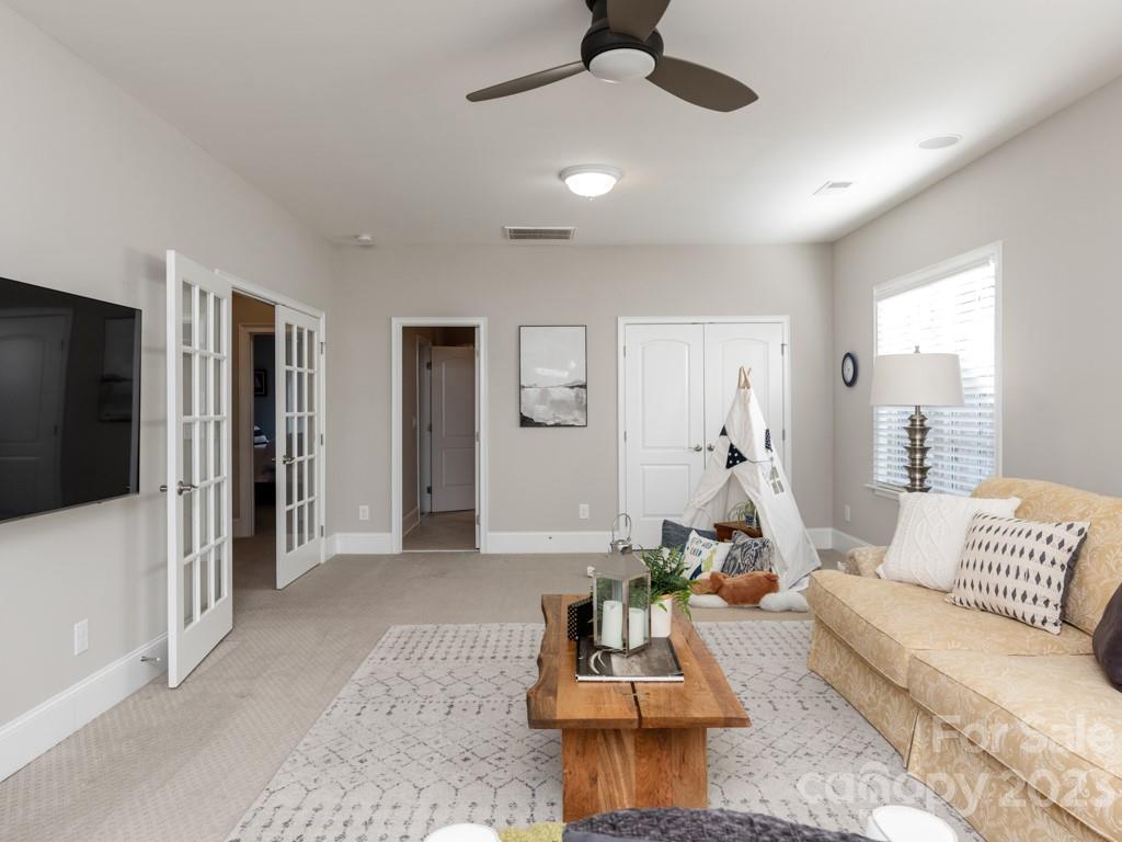 Longview - Residential