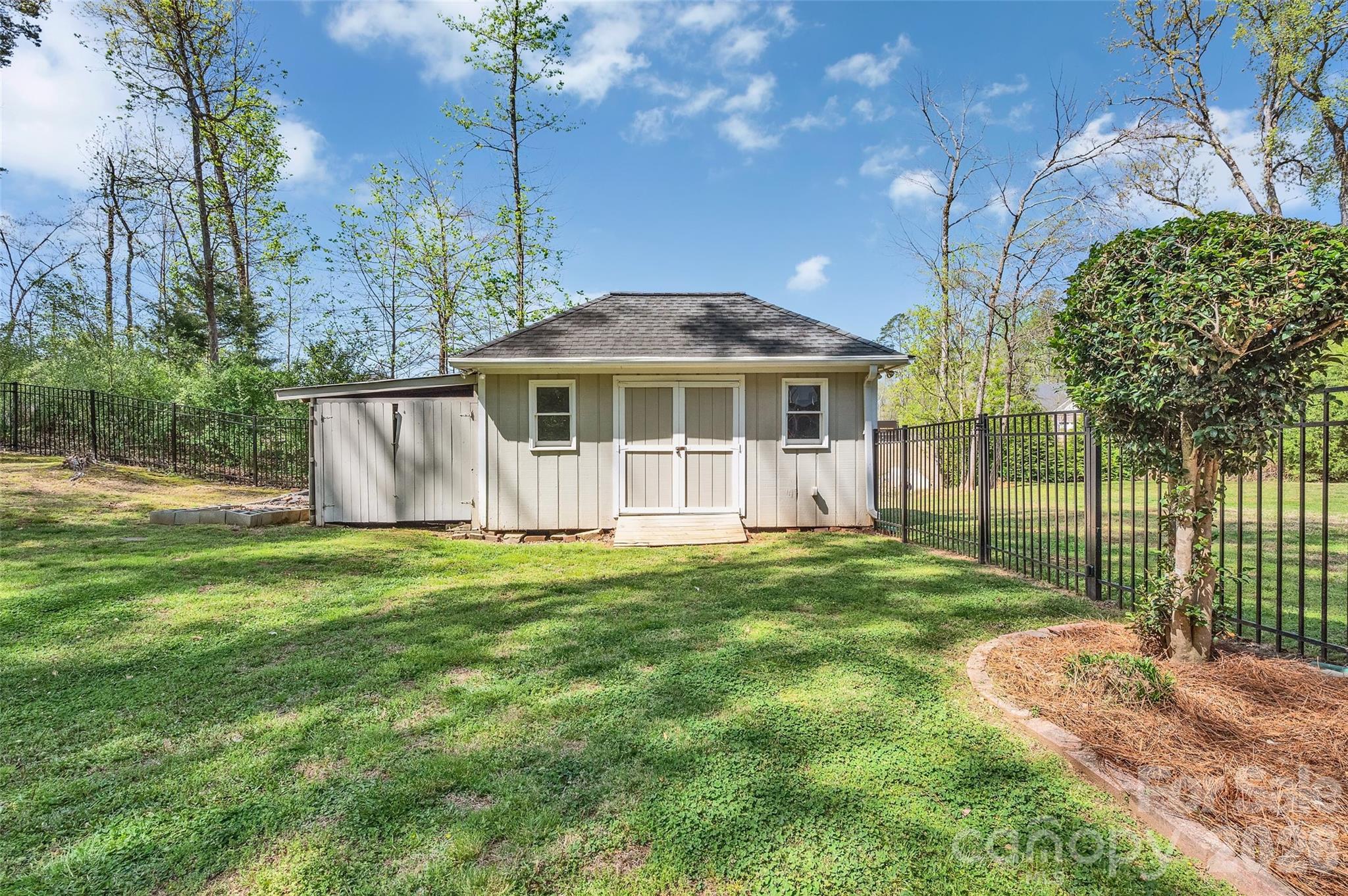 Hidden Hills - Residential