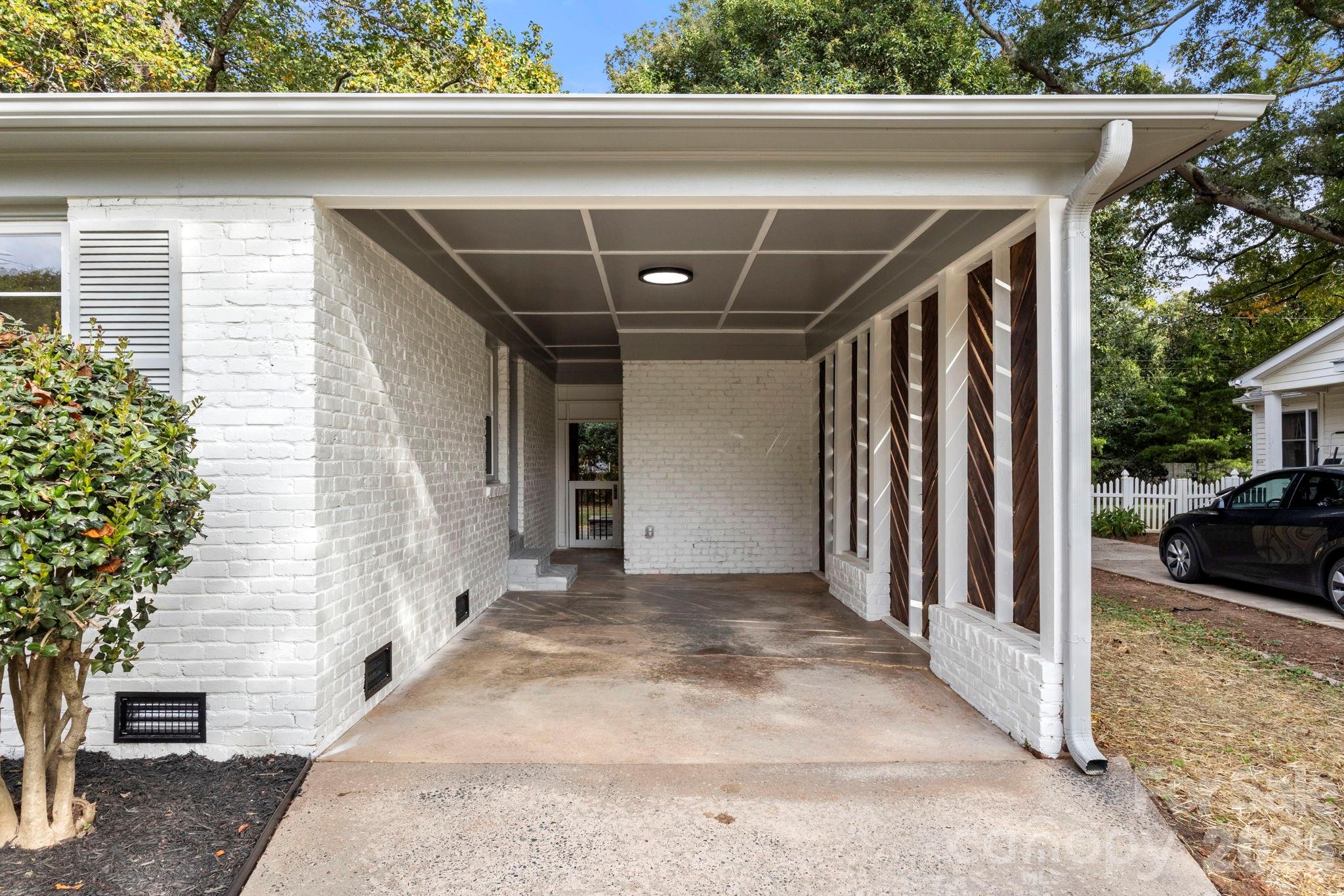 4600 Wedgewood Drive