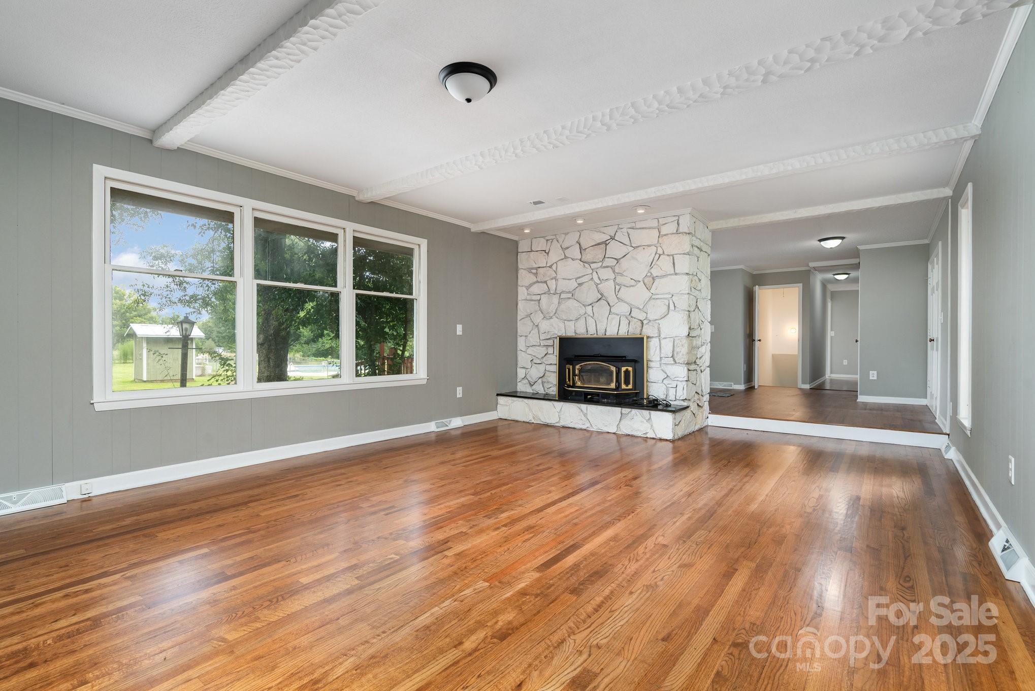 4571 Laurelwood Court